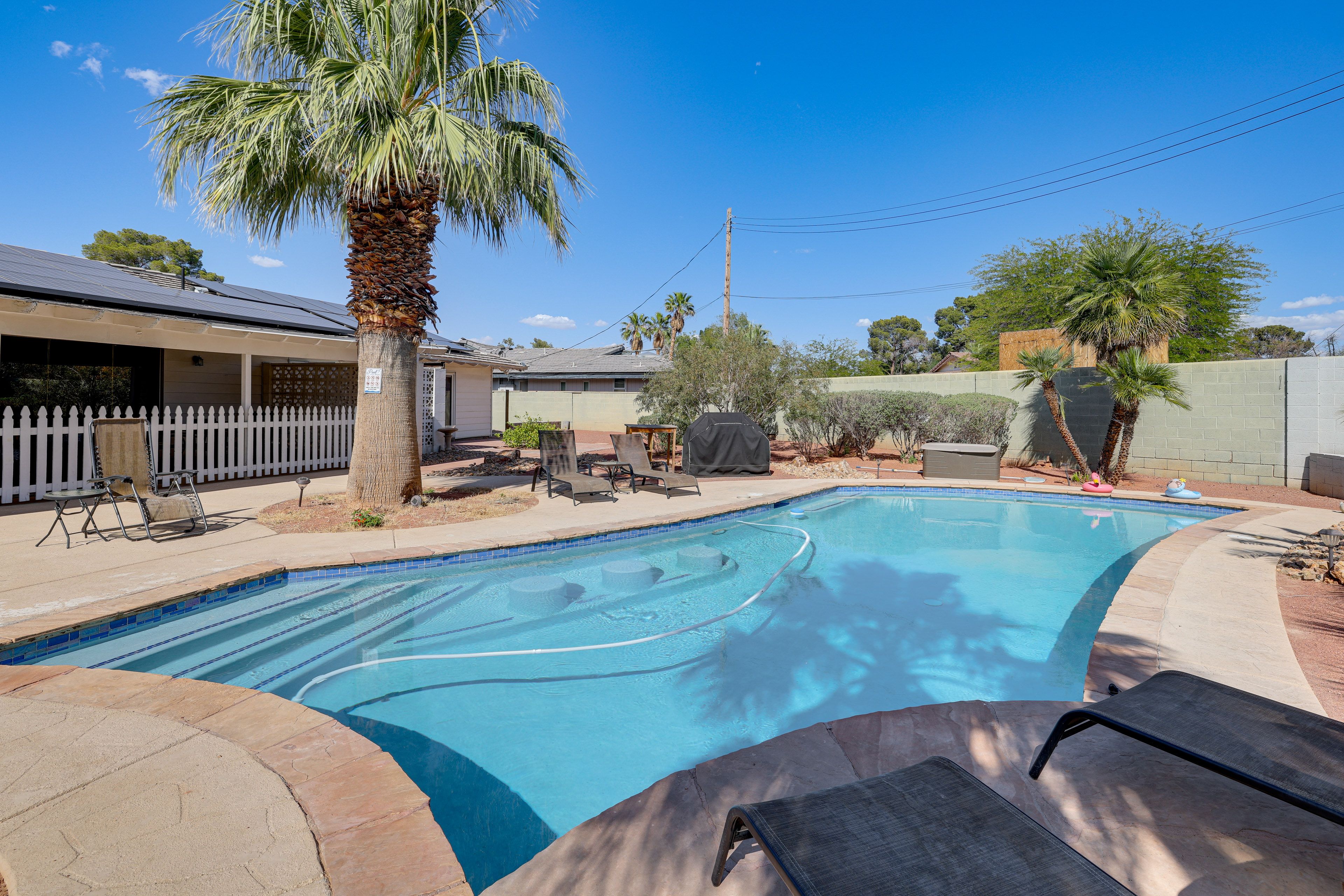 Las Vegas Vacation Rental | 4BR | 2BA | 1,800 Sq Ft