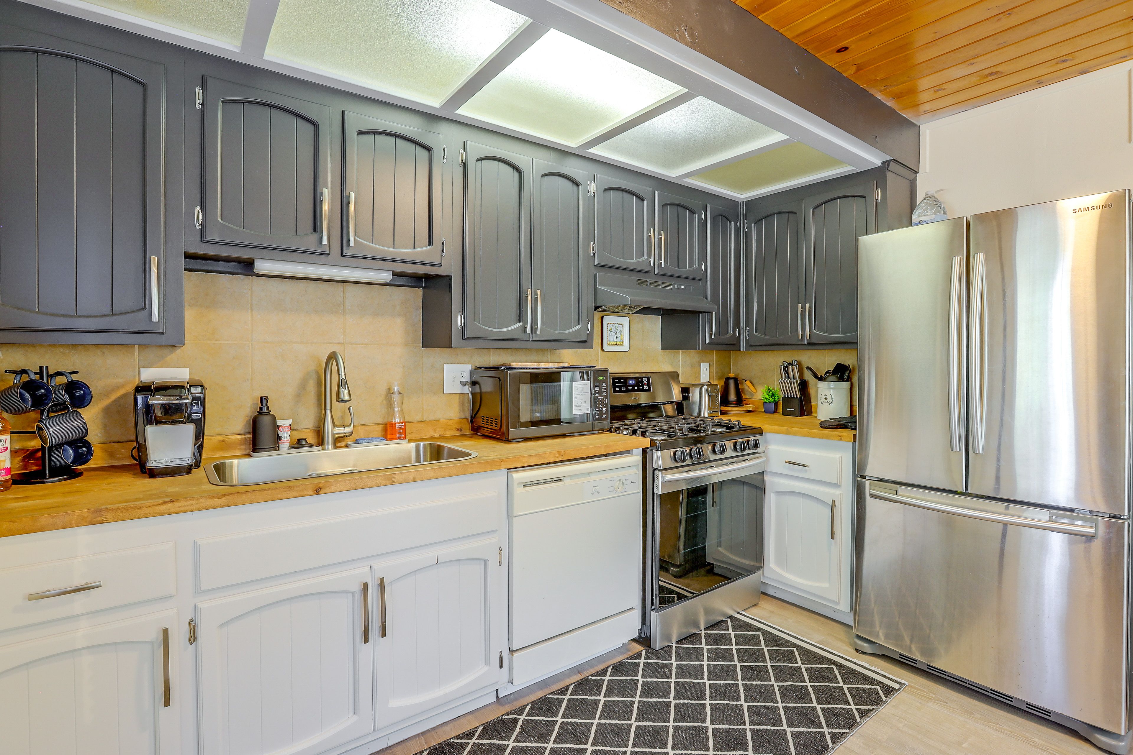 Kitchen | 1st Floor