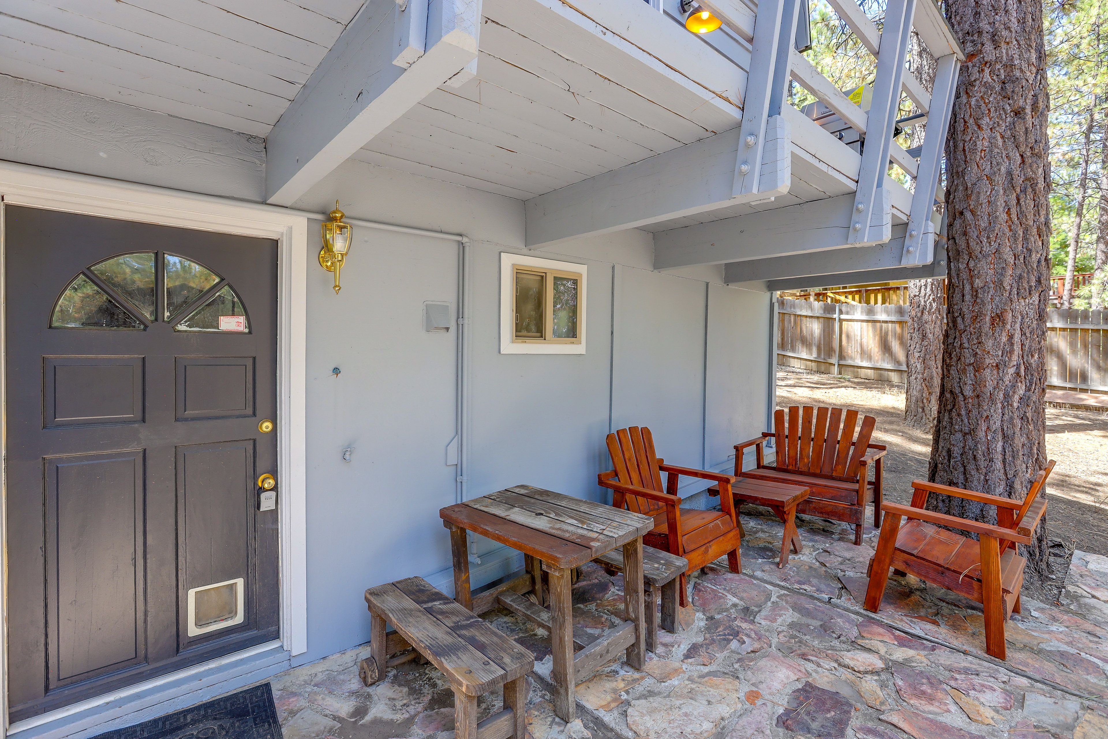 Furnished Patio