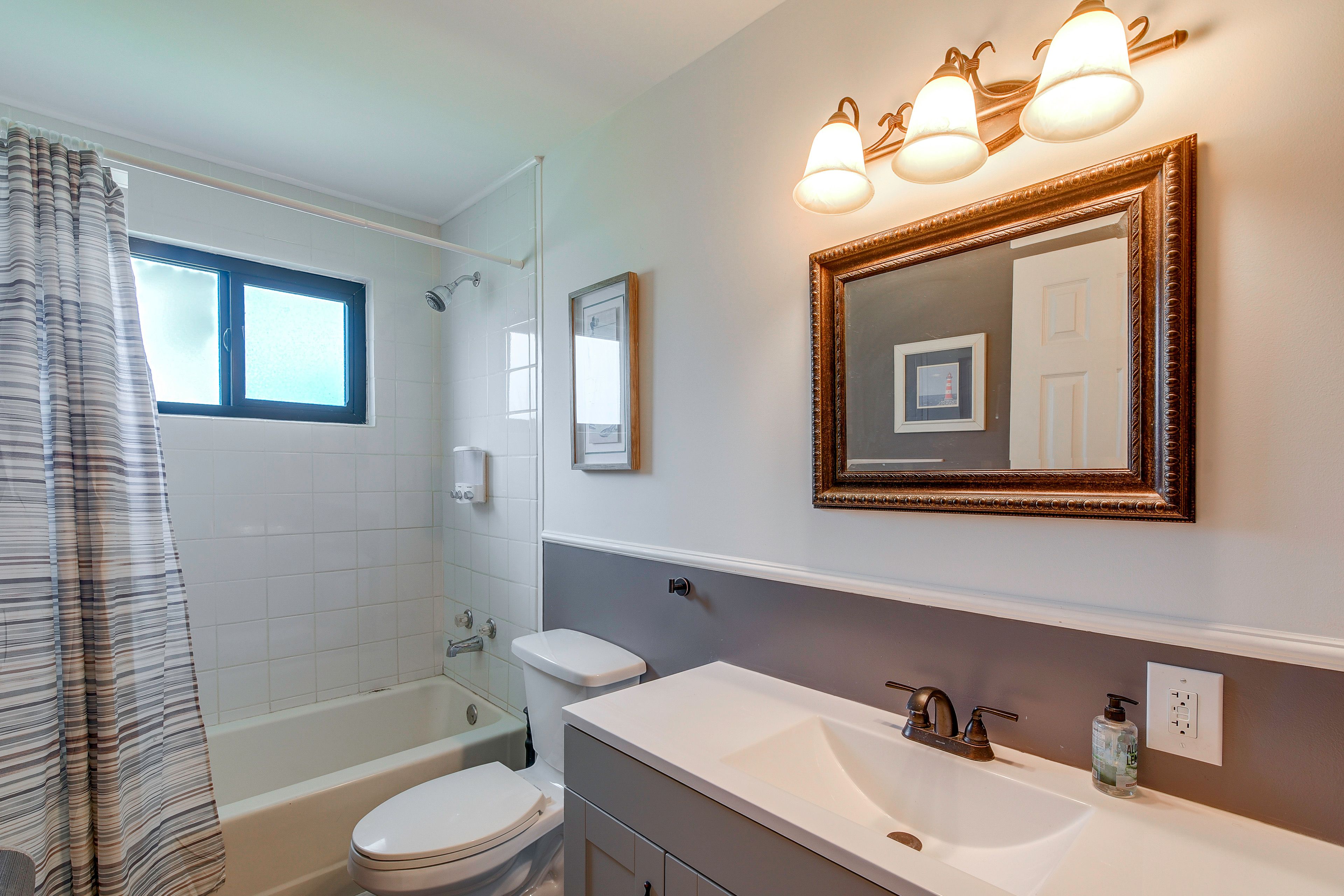 Full Bathroom