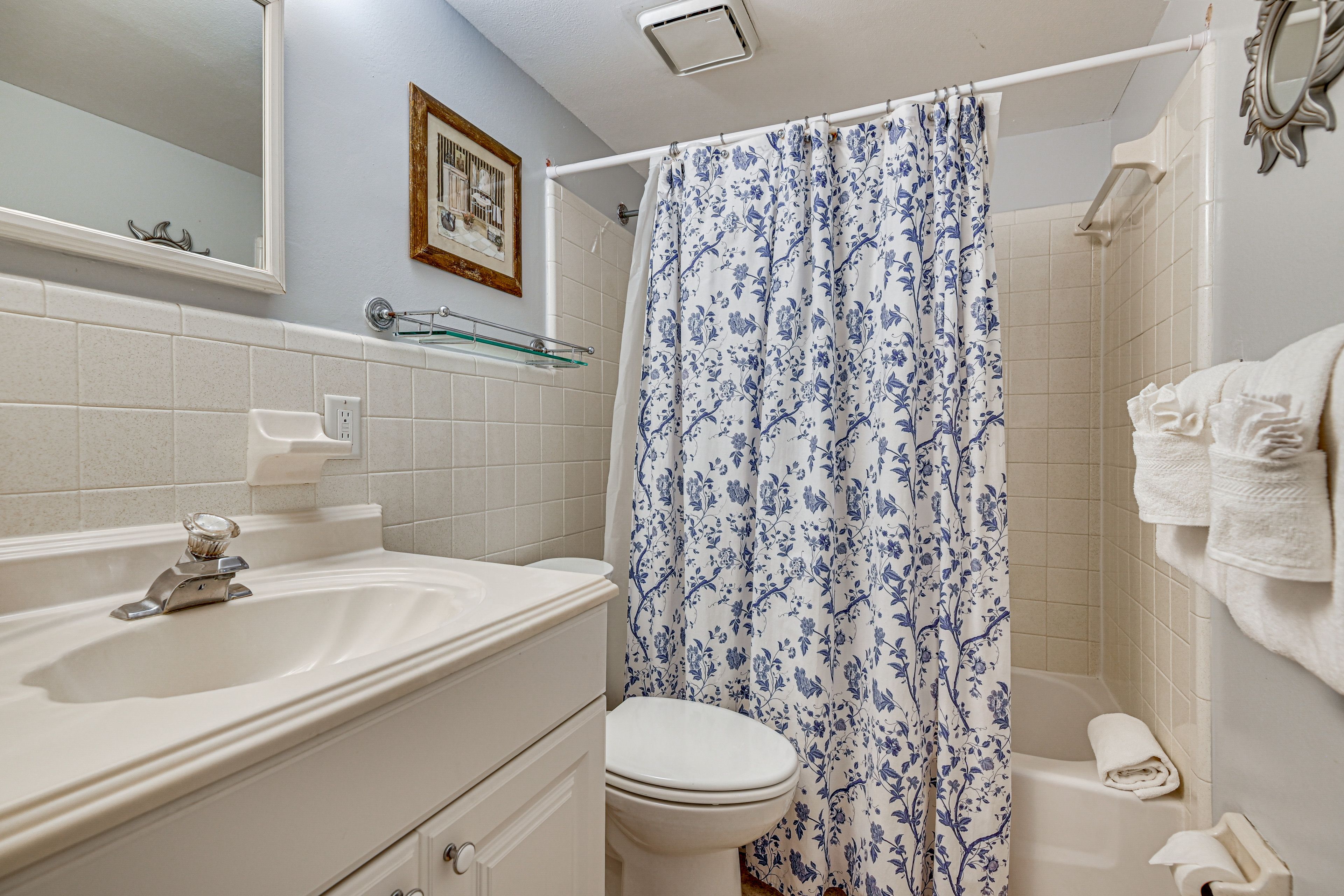 Full Bathroom