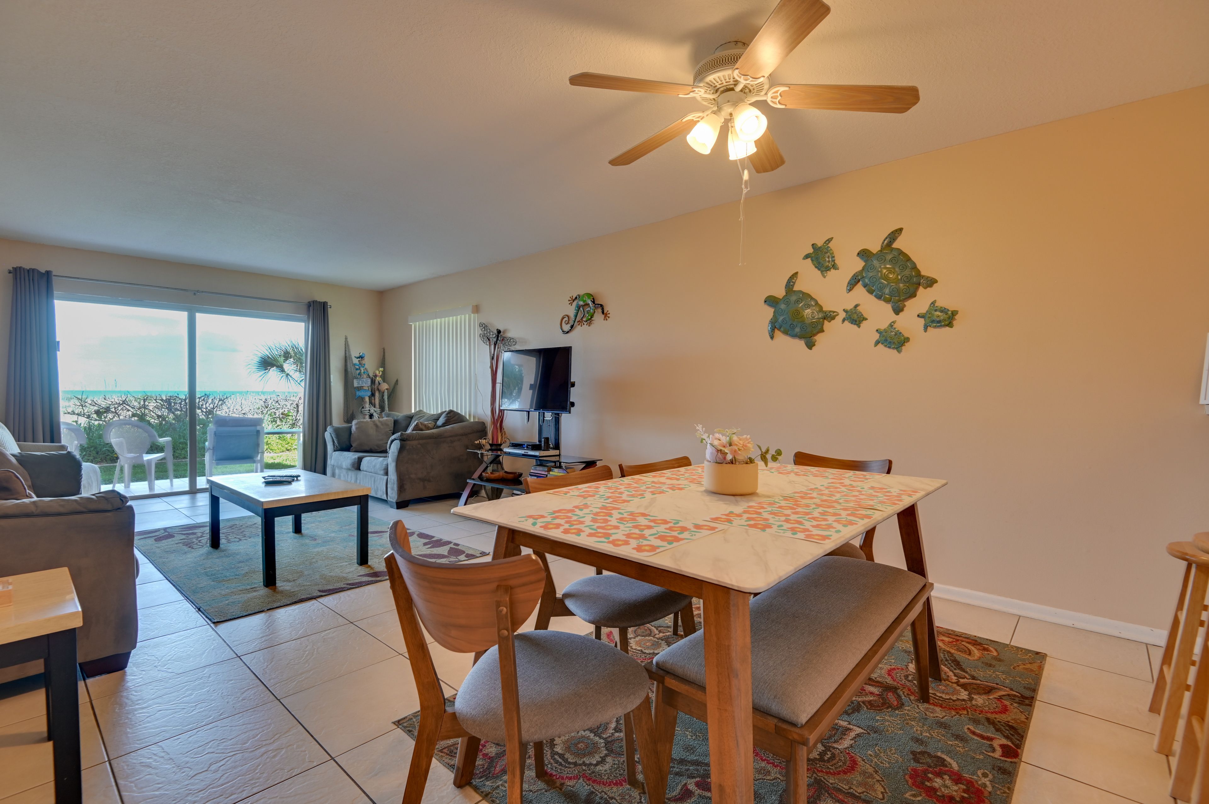 Dining Area | Dishware & Flatware
