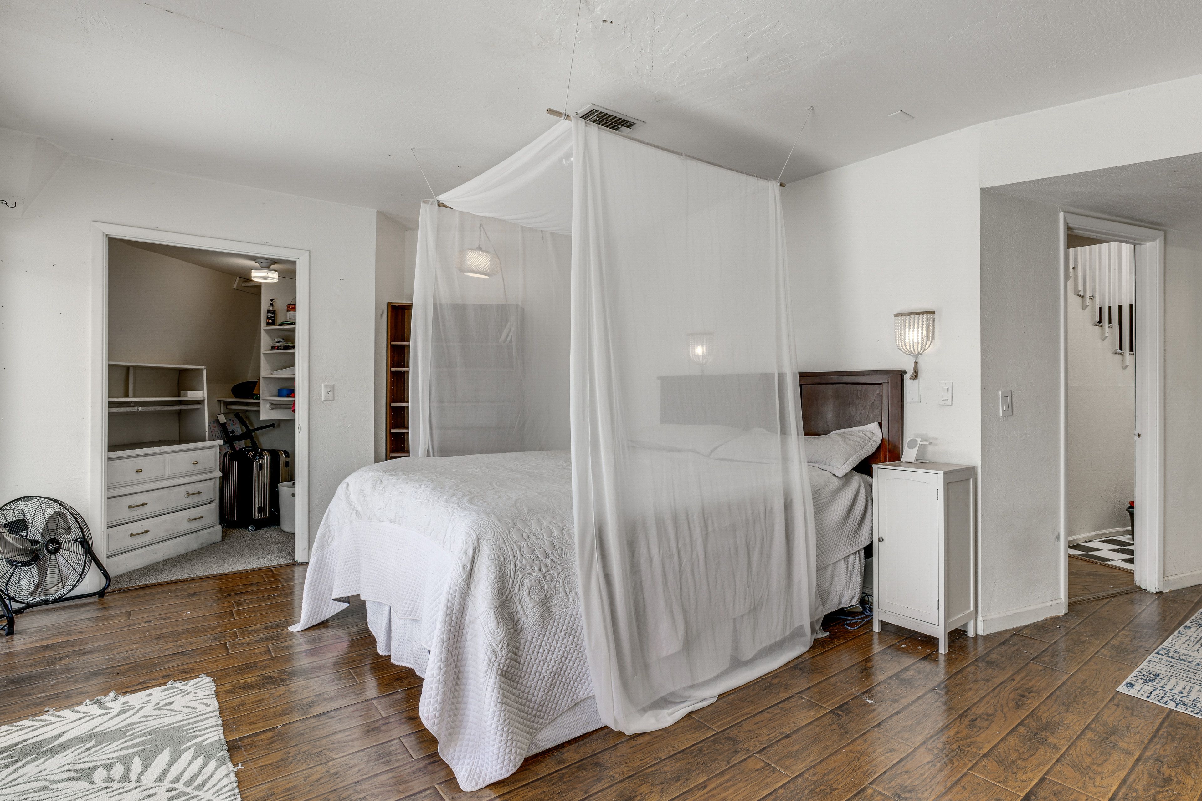 Bedroom 1 | Main Level | King Bed