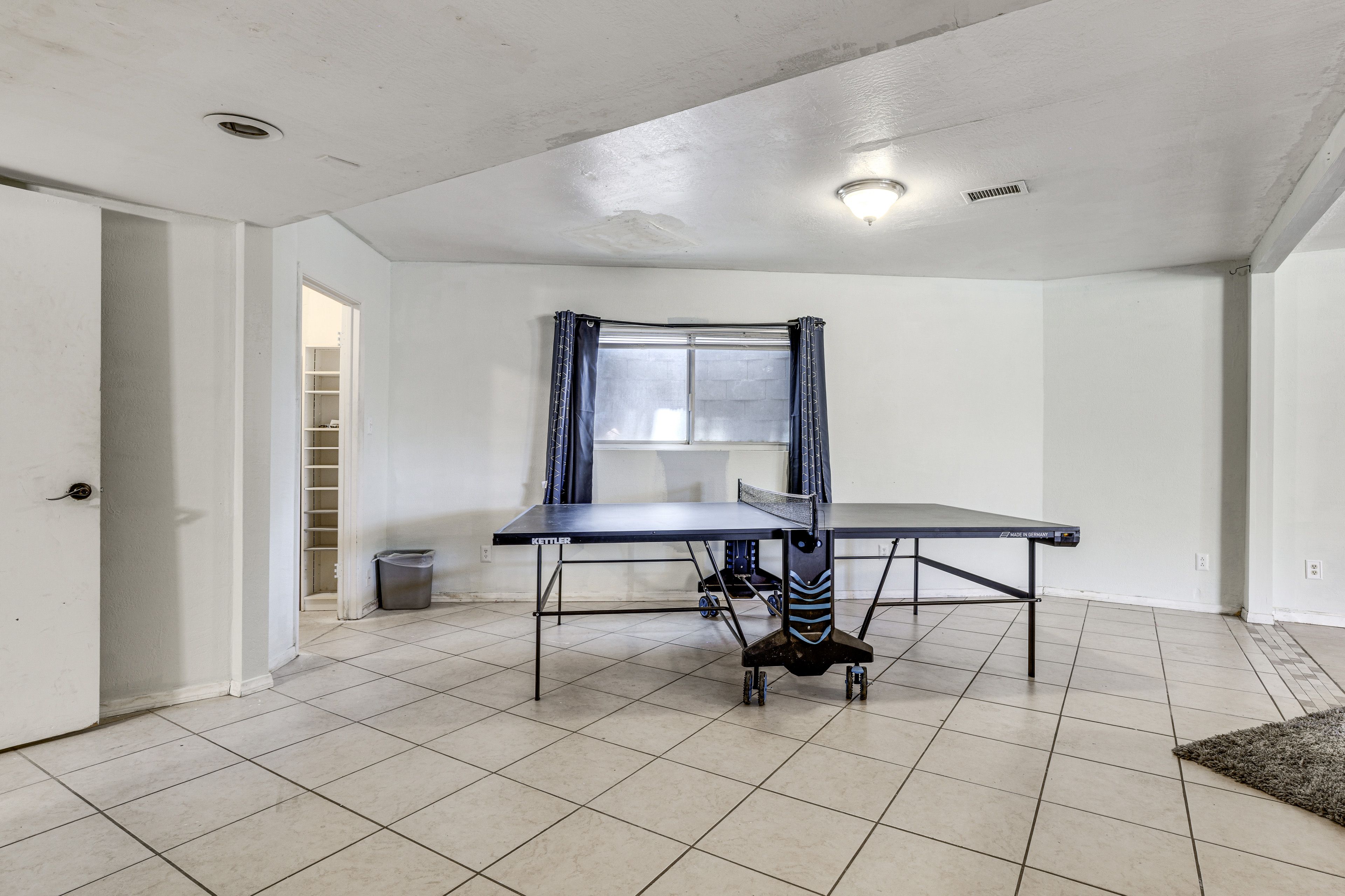Game Room | Lower Level