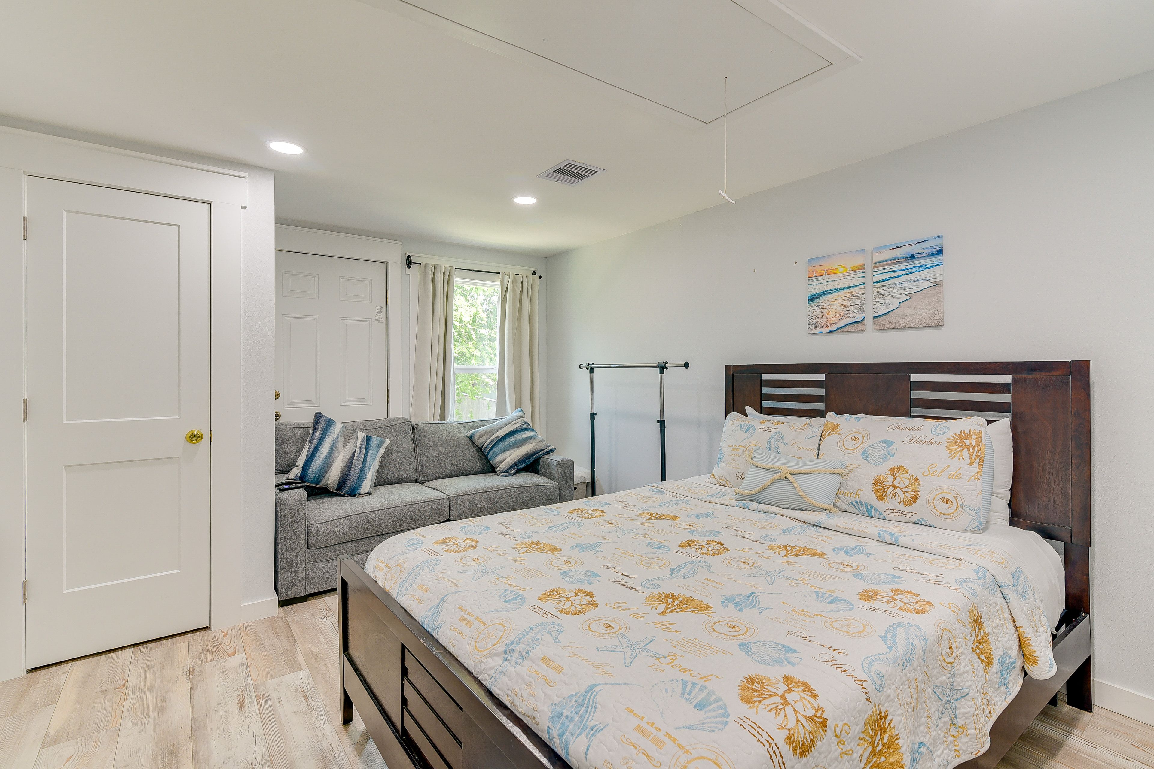 Bedroom 2 | Queen Bed | Sleeper Sofa