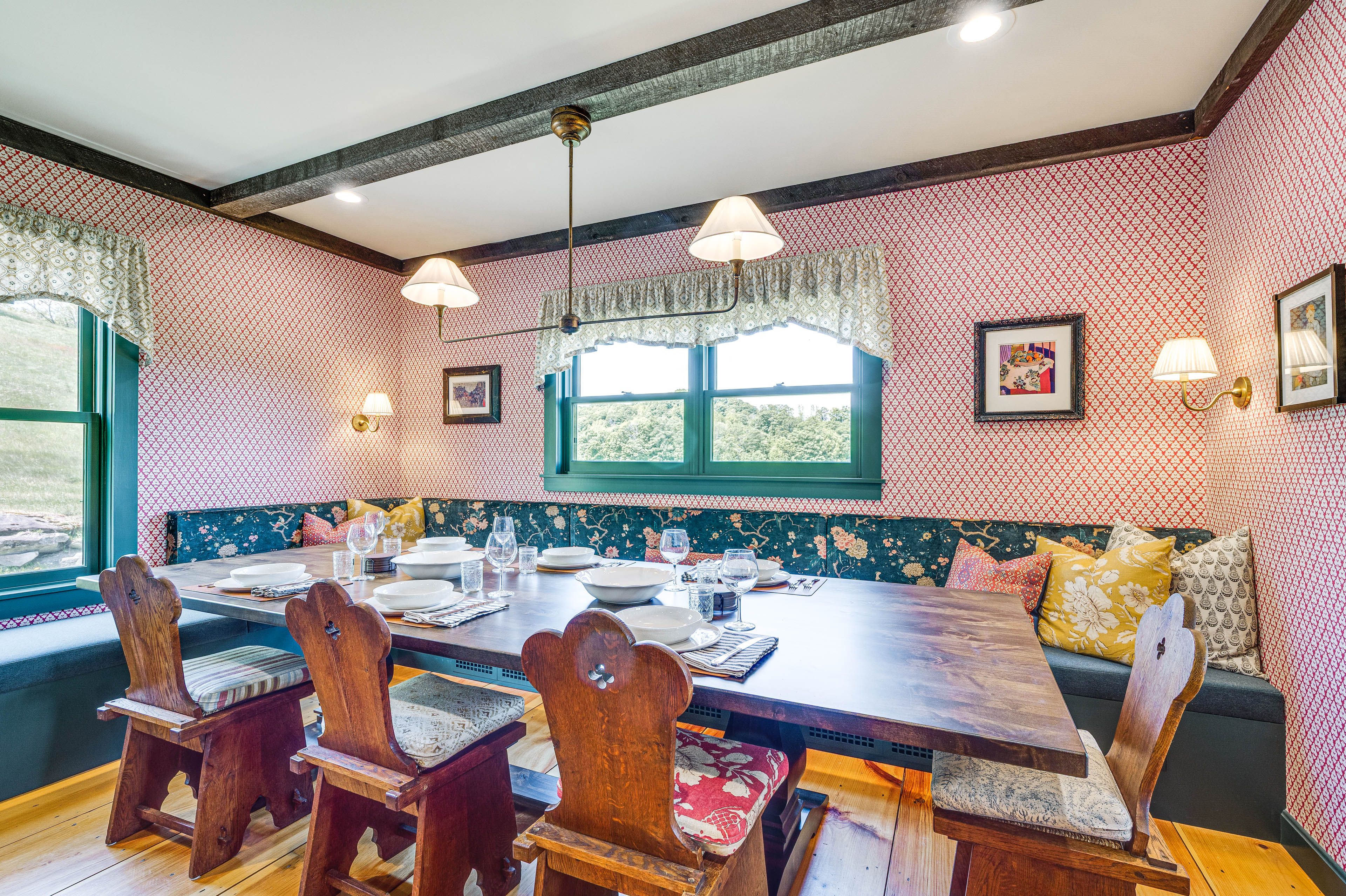 Dining Area | 1st Floor