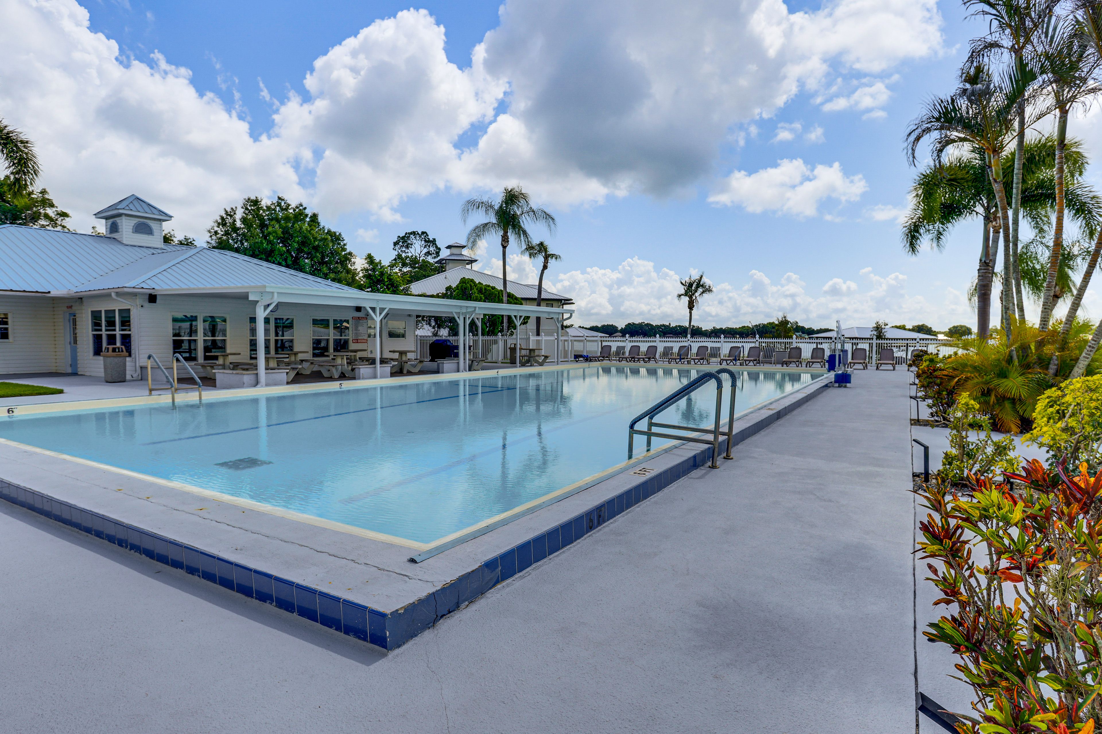 Camp Florida Resort | Community Amenities