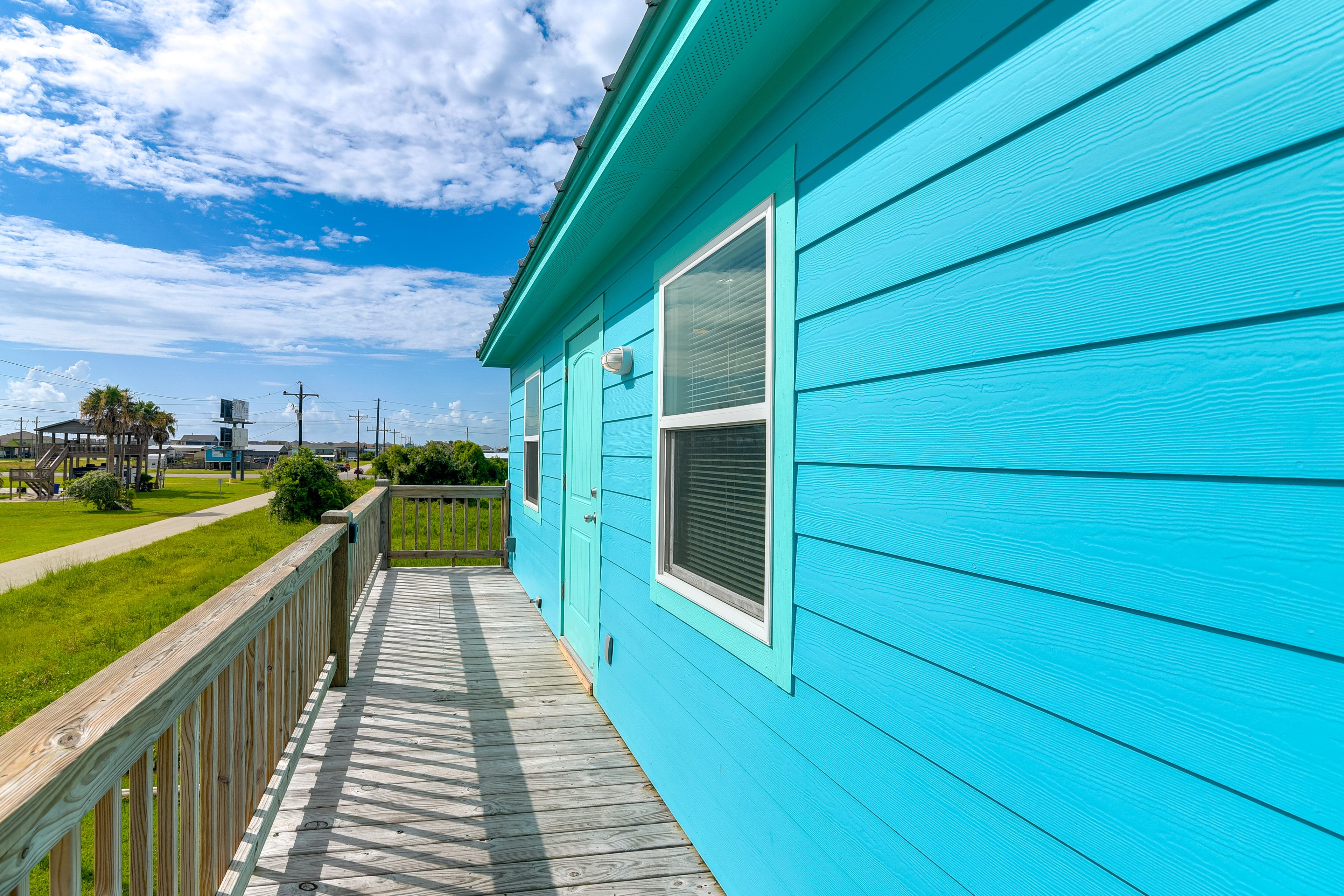 Property Entrance | Deck