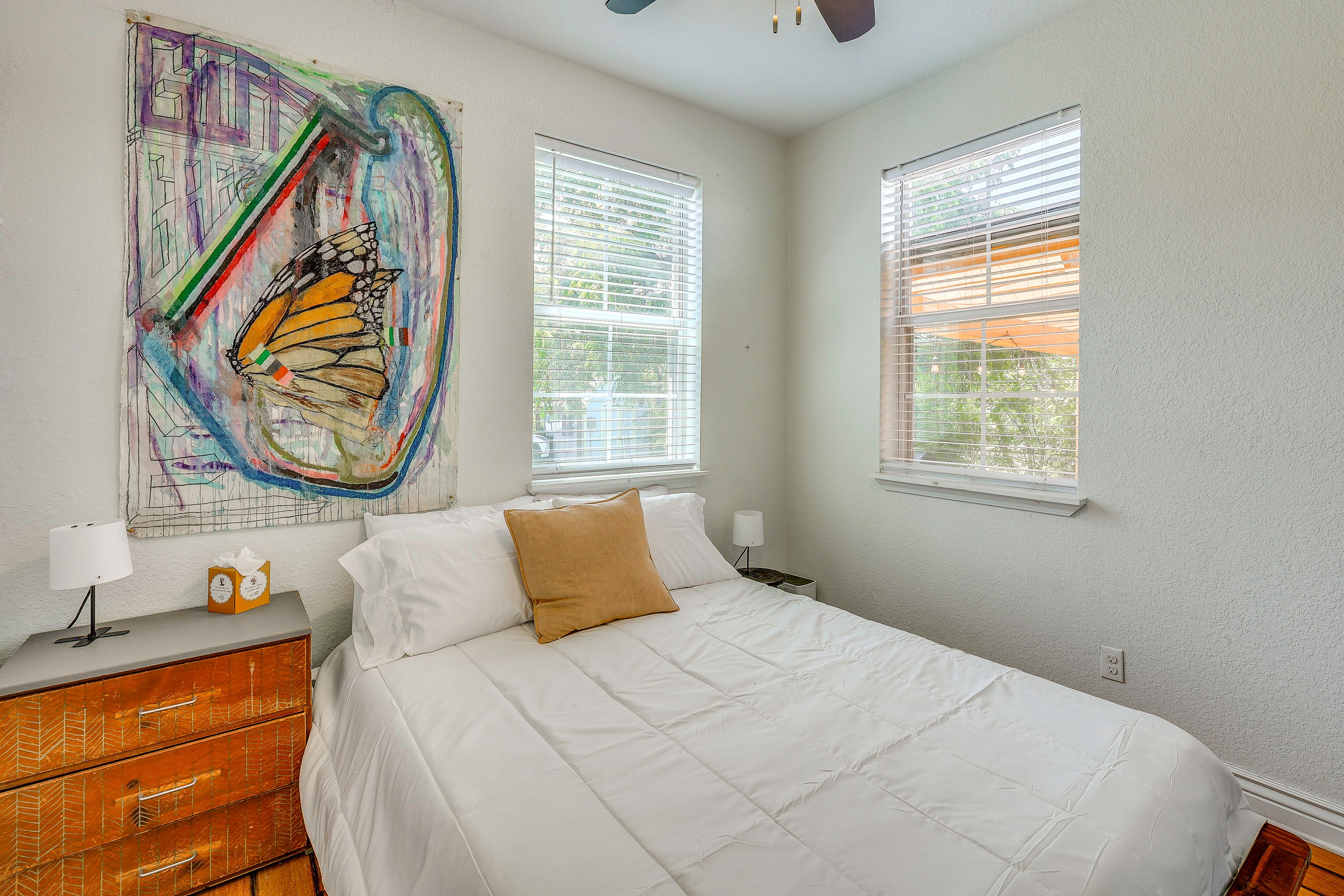 Bedroom 3 | Queen Bed
