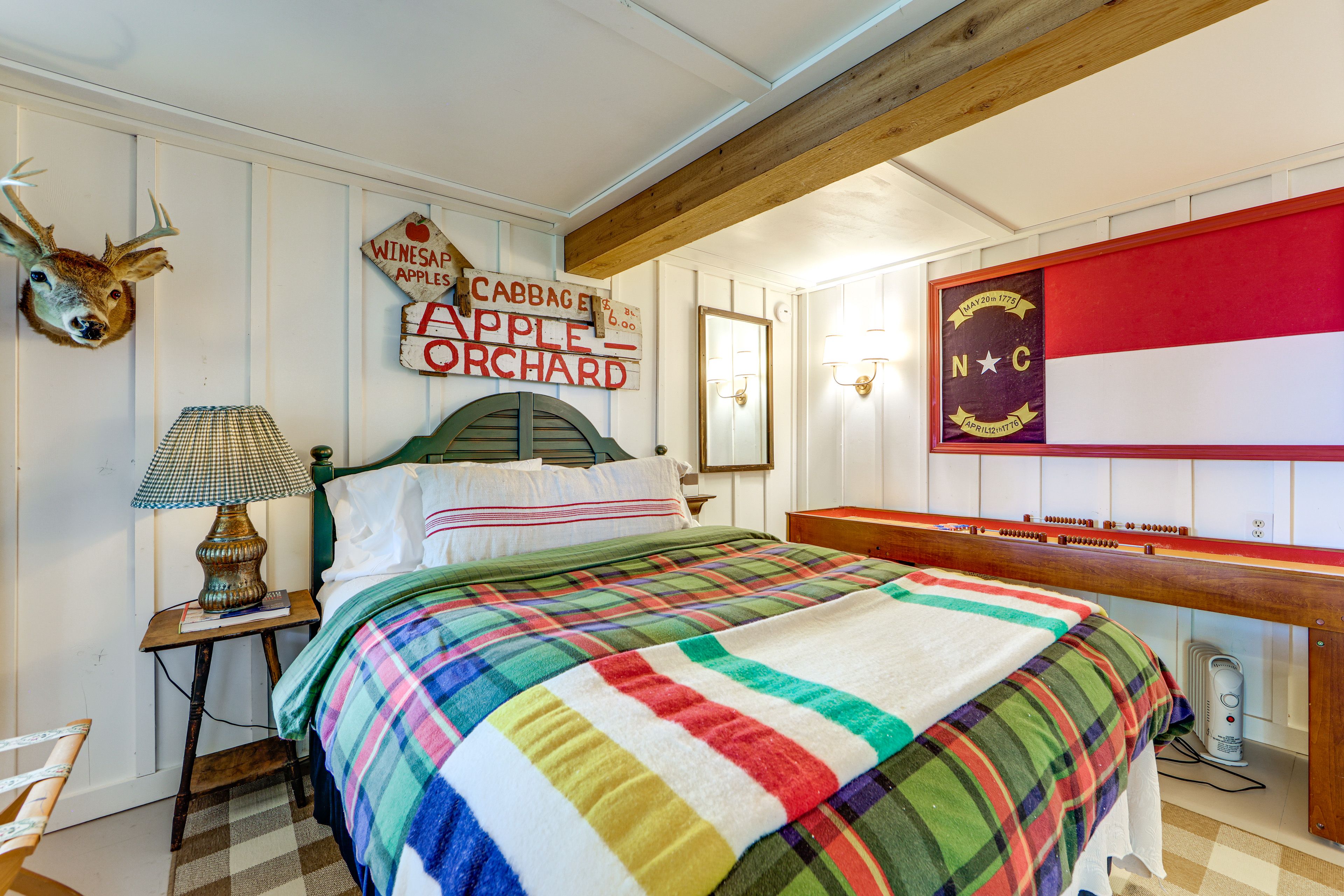 Bedroom 2 | Queen Bed | Shuffleboard Table | Lower Level