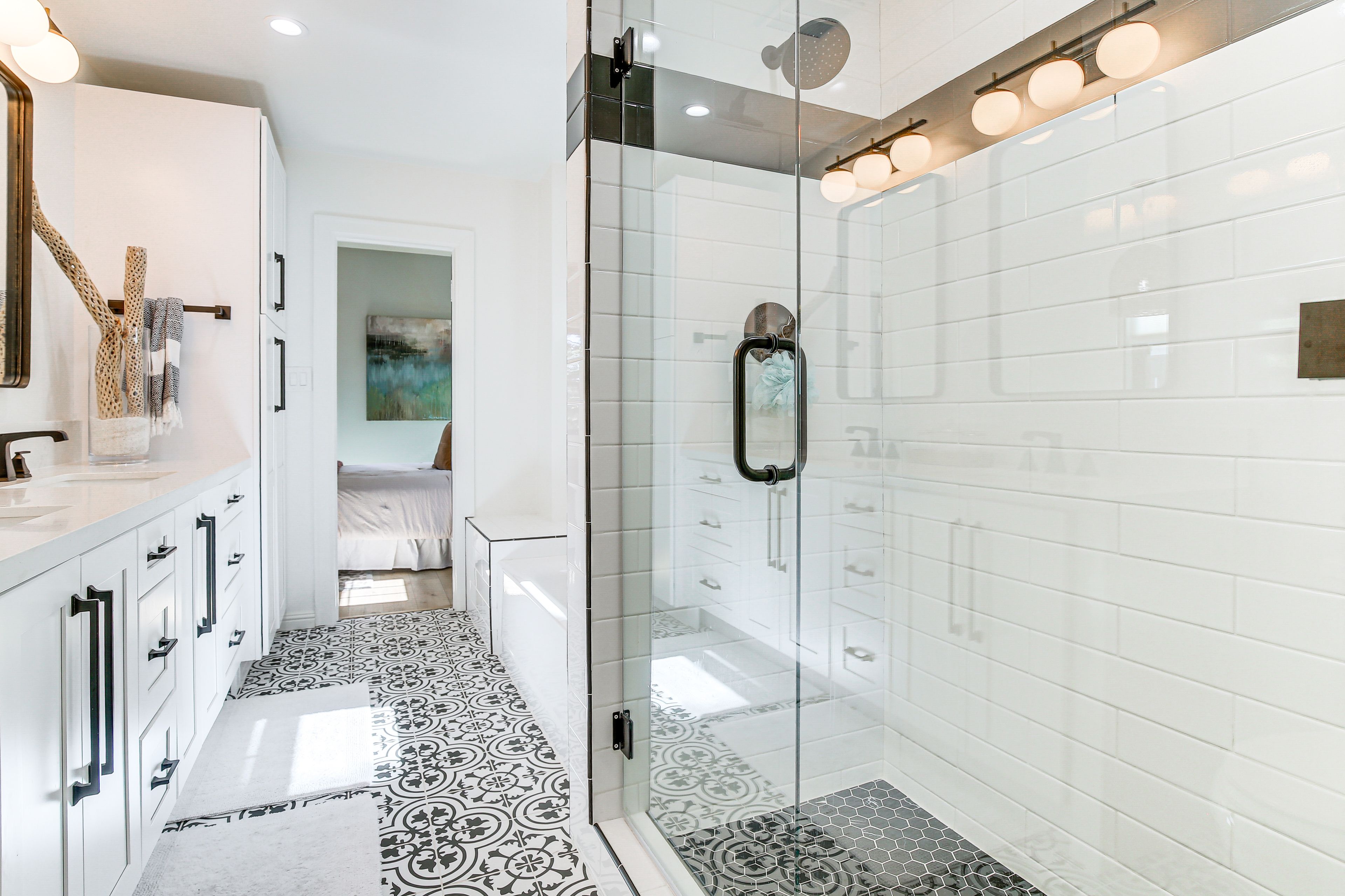 Full Bathroom | Main House