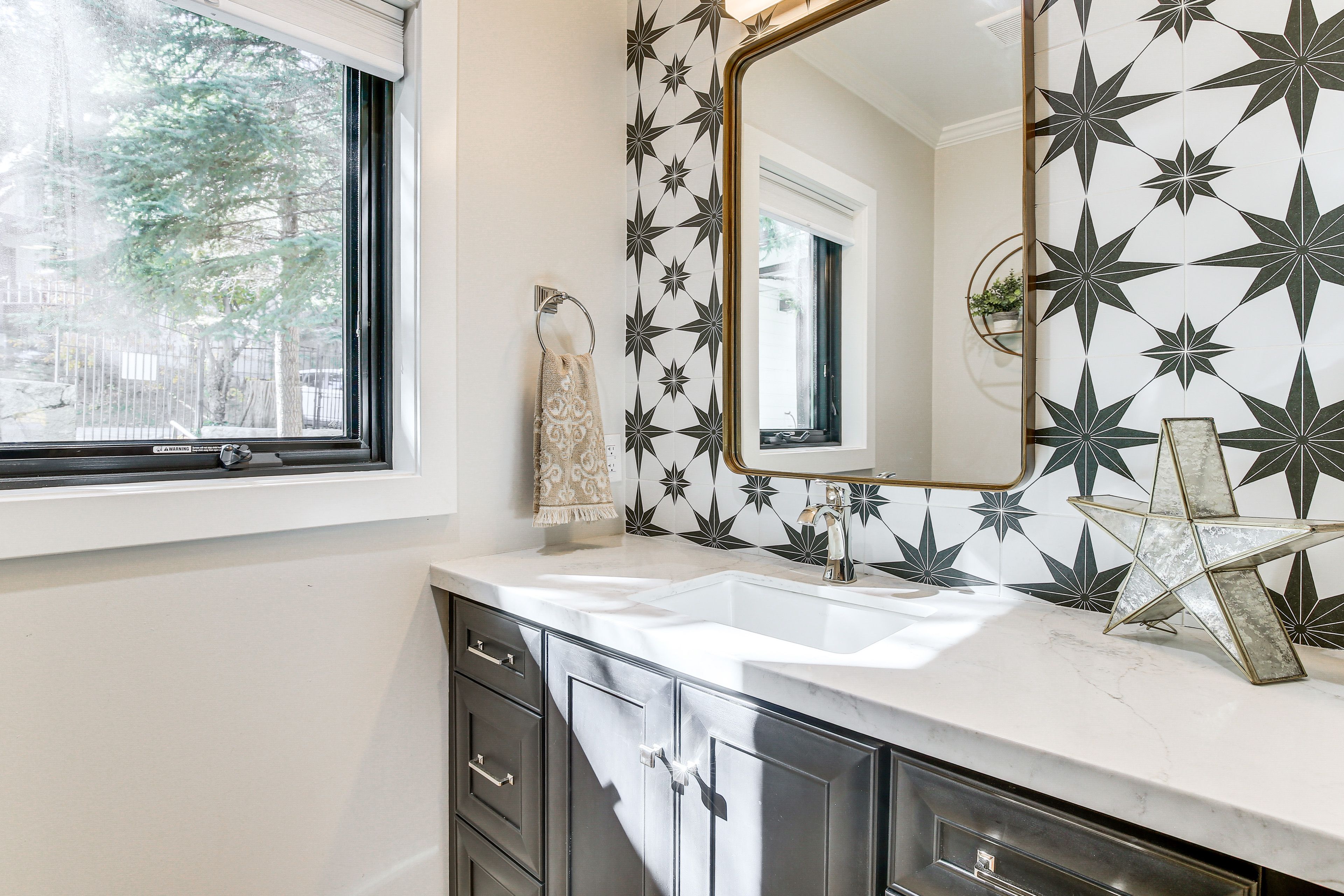 Half Bathroom | Main House