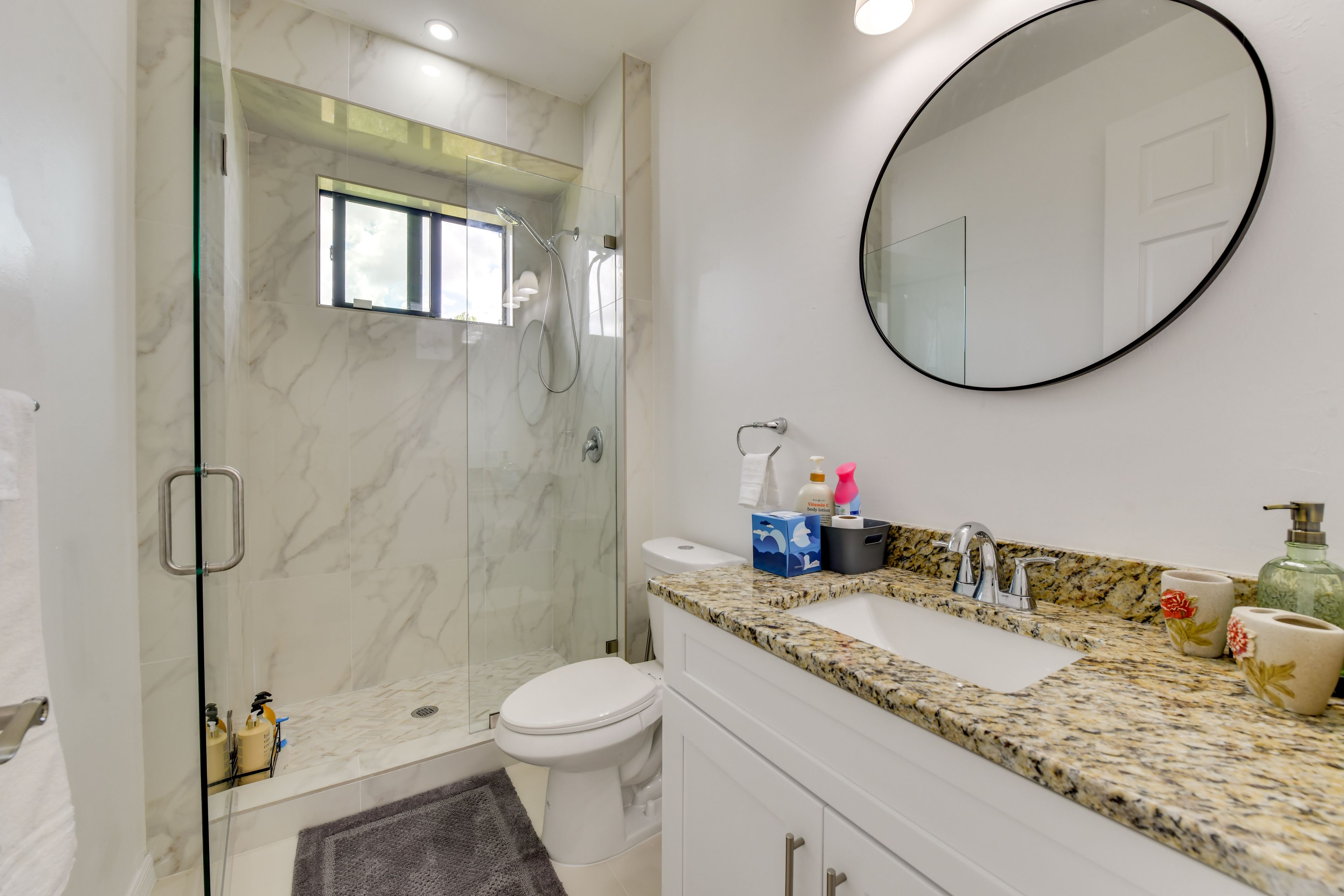 Full Bathroom