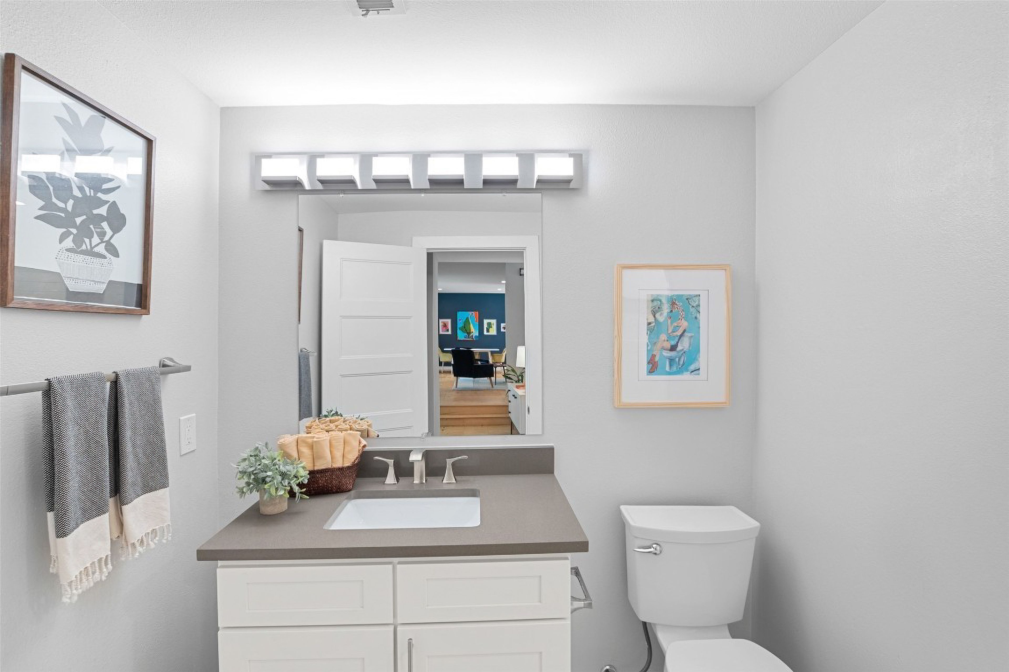 Full Bath | Main Level
