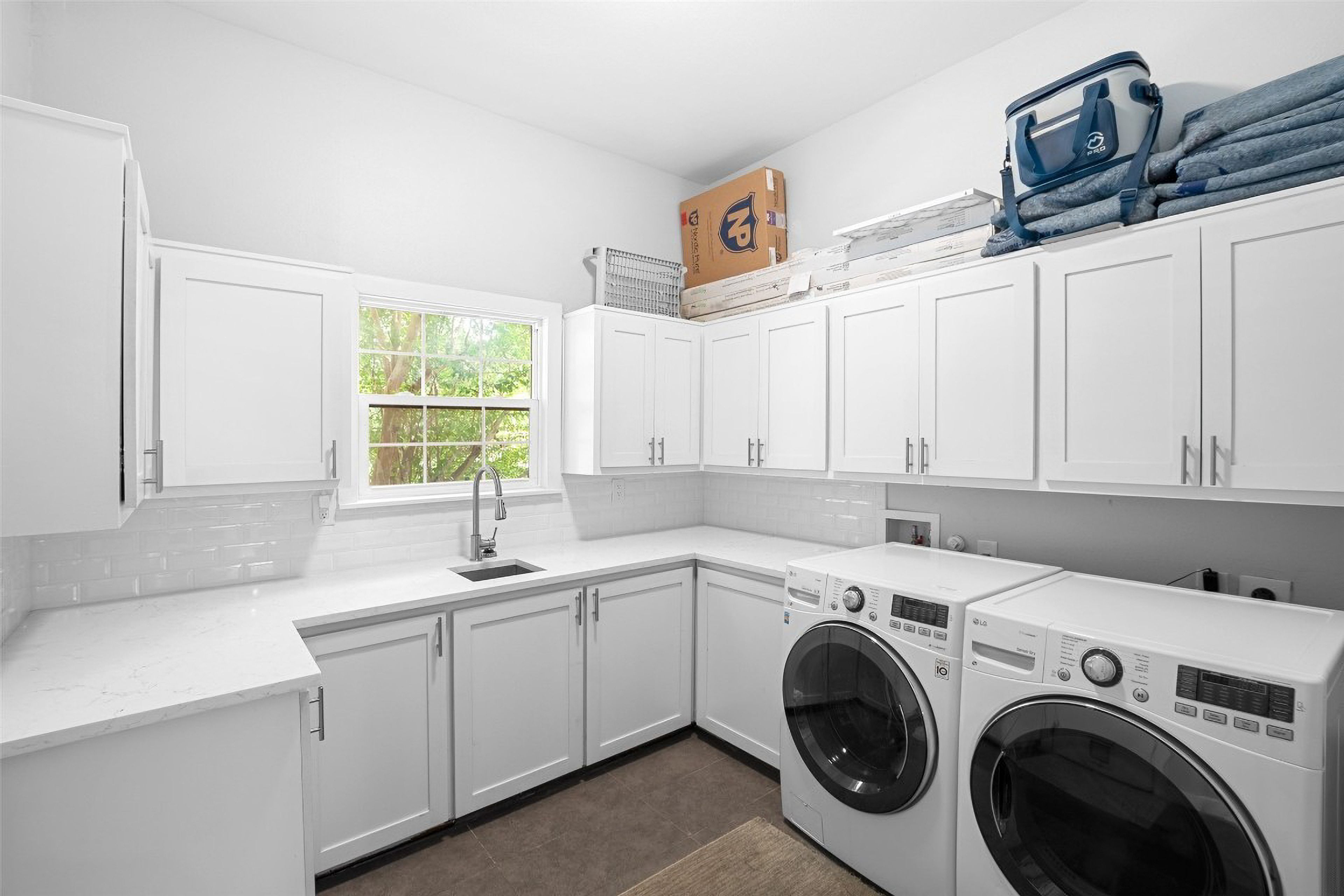 Laundry Room | Main Level