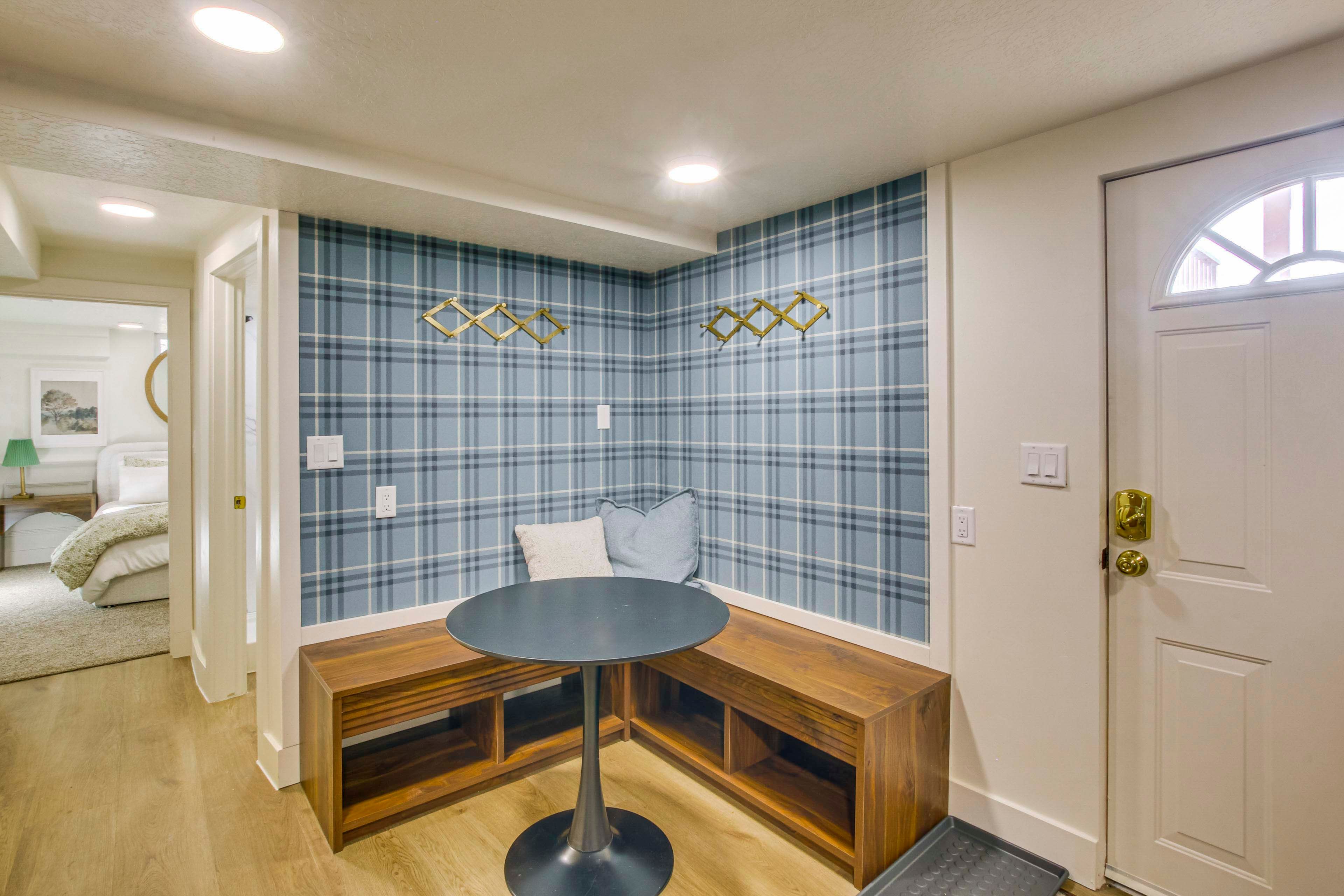 Dining Nook | Lower Level