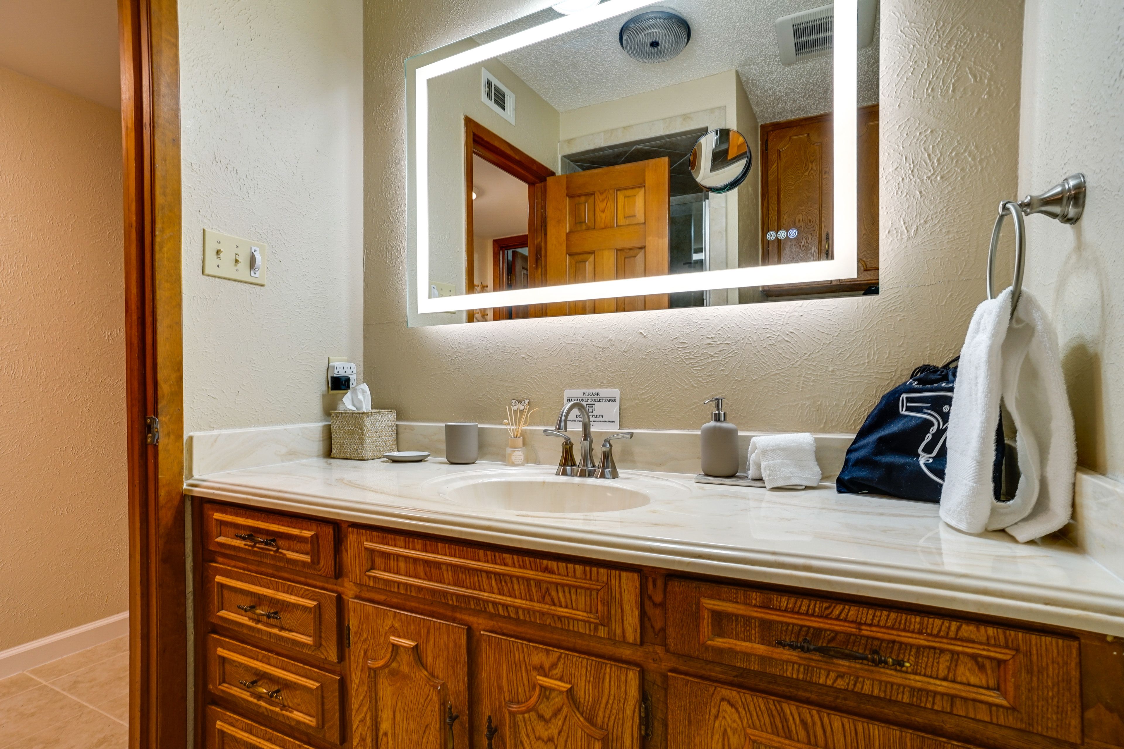 Bathroom | Shower