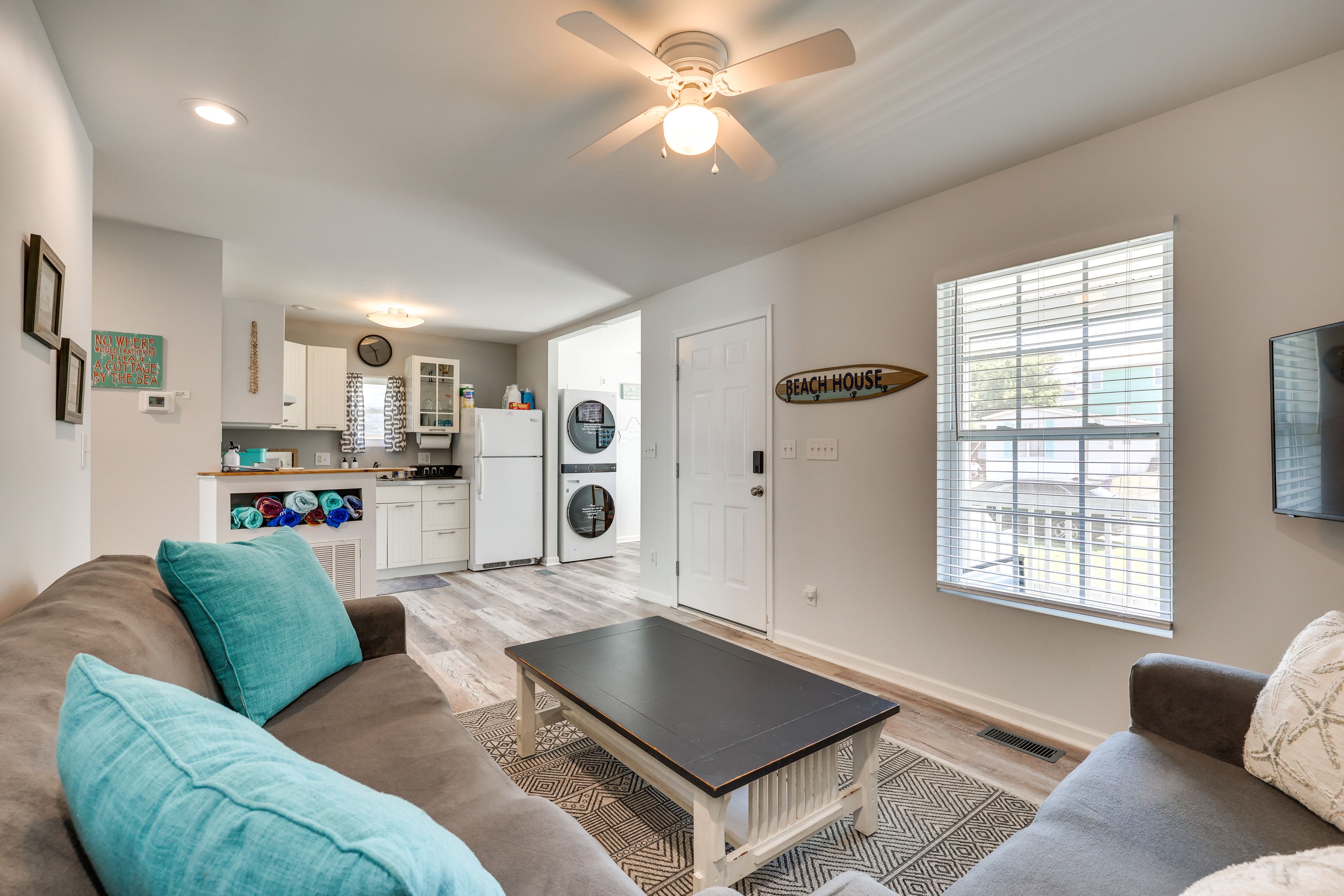 Carolina Beach Vacation Rental | 2BR | 1BA | 656 Sq Ft | 5 Steps to Enter