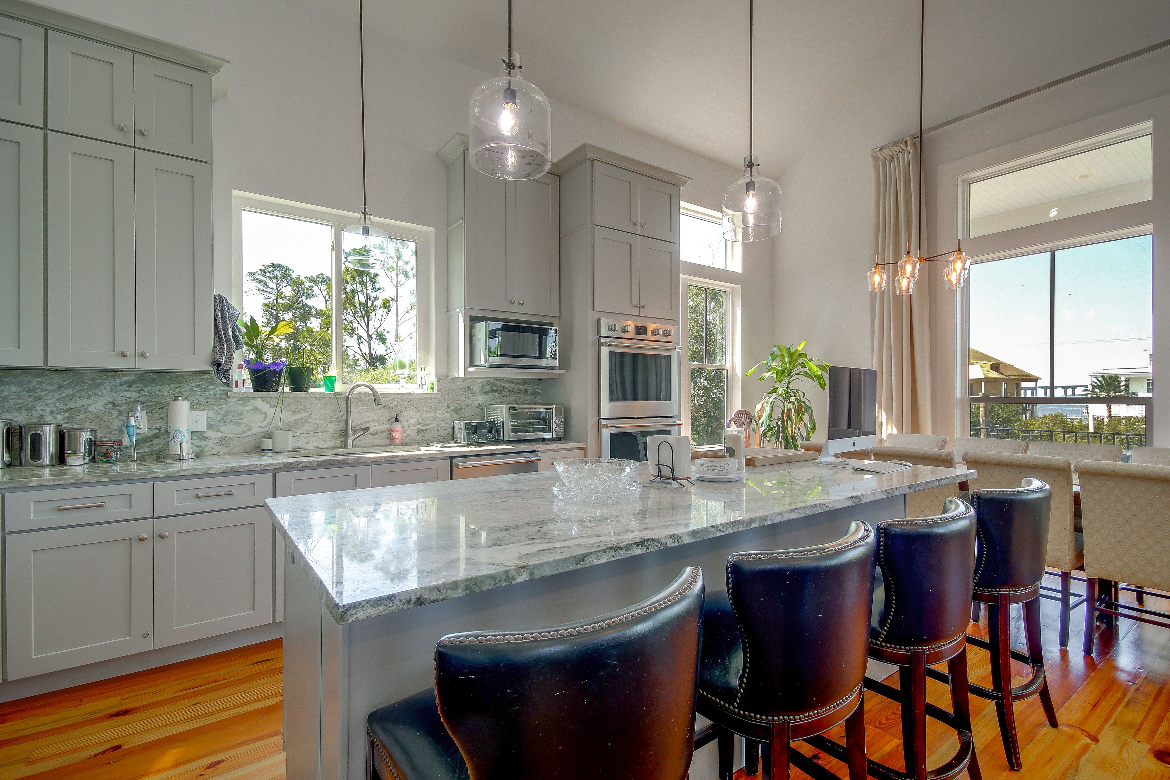 Kitchen | Stove | Refrigerator | Main Level