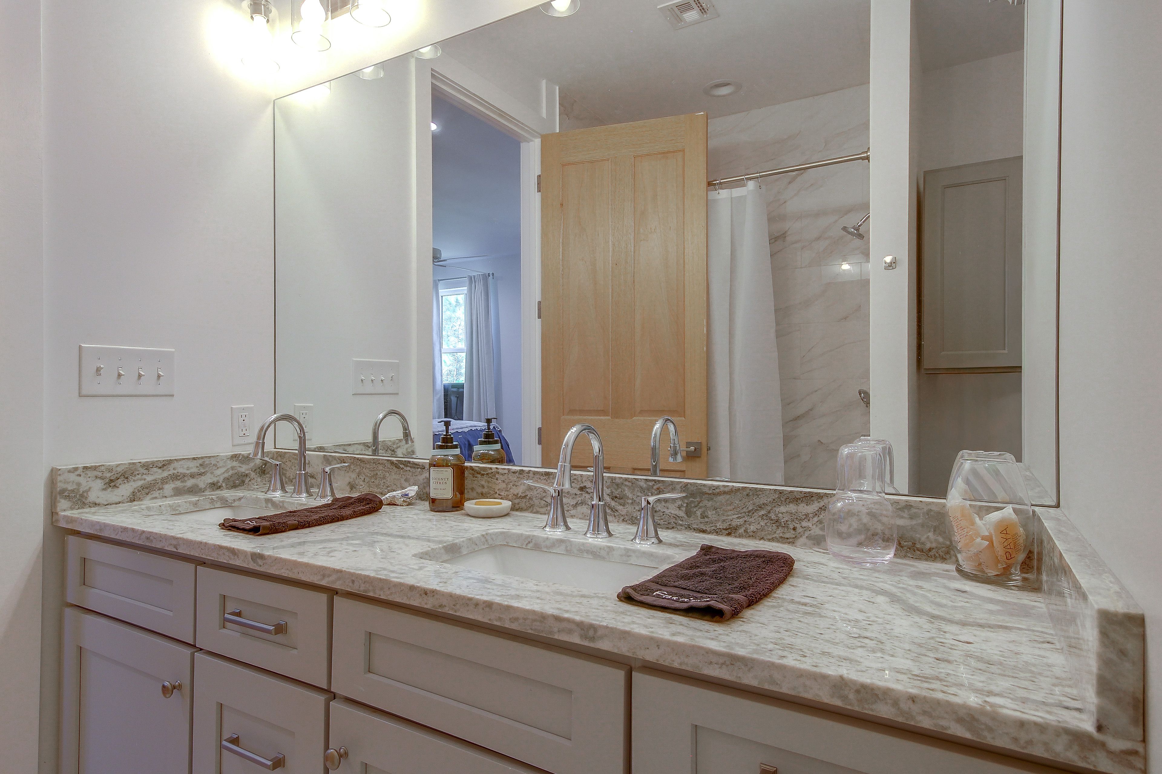 En-Suite Bathroom | Main Level