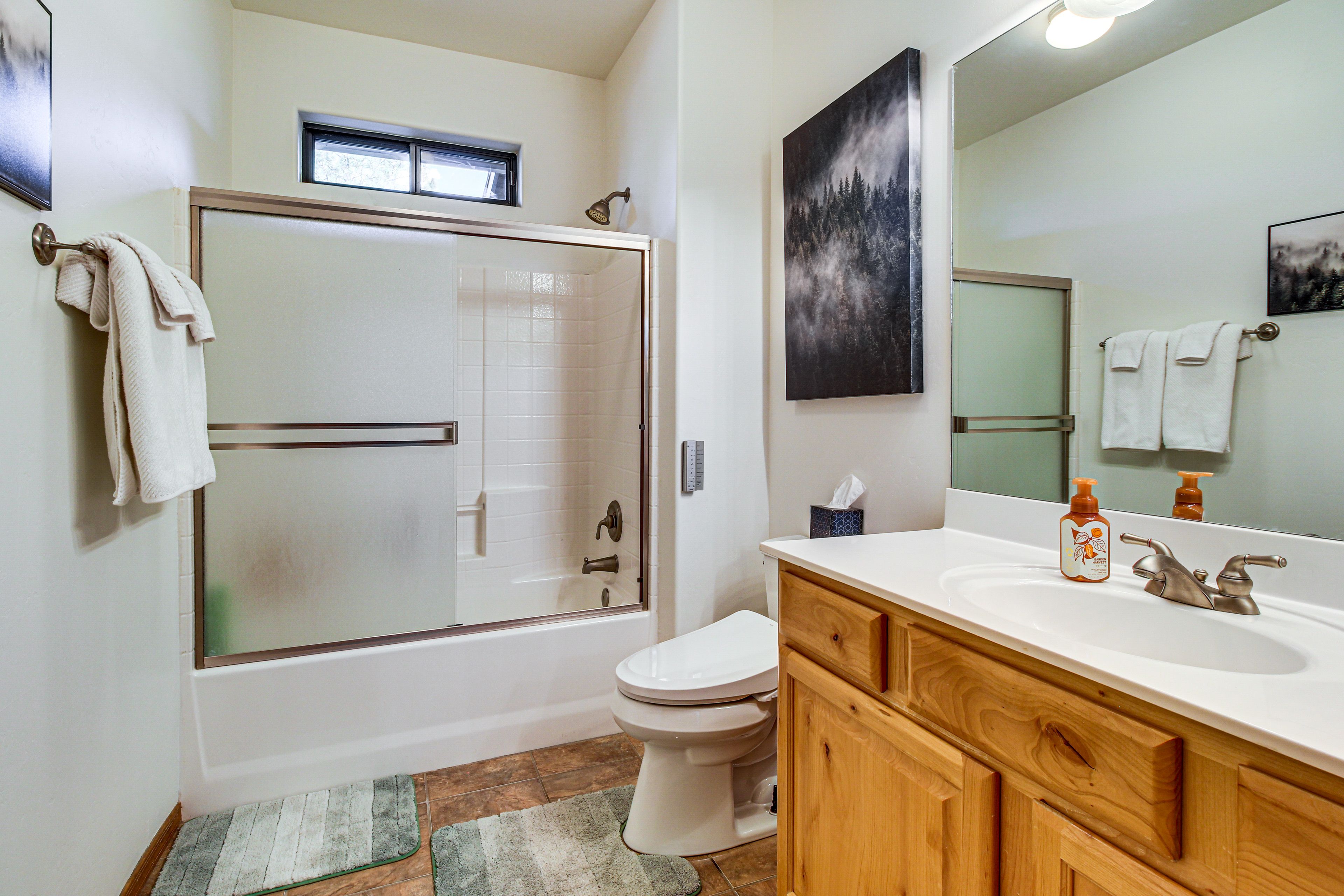 Full Bathroom