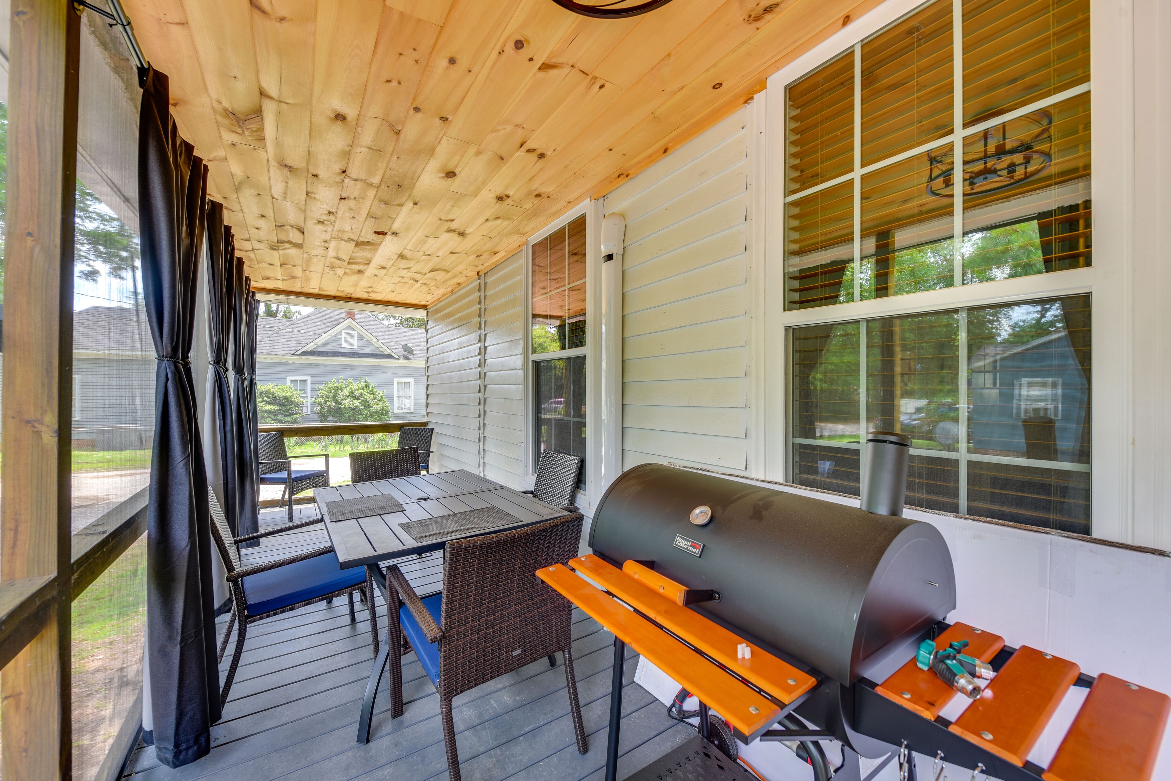 Screened Porch