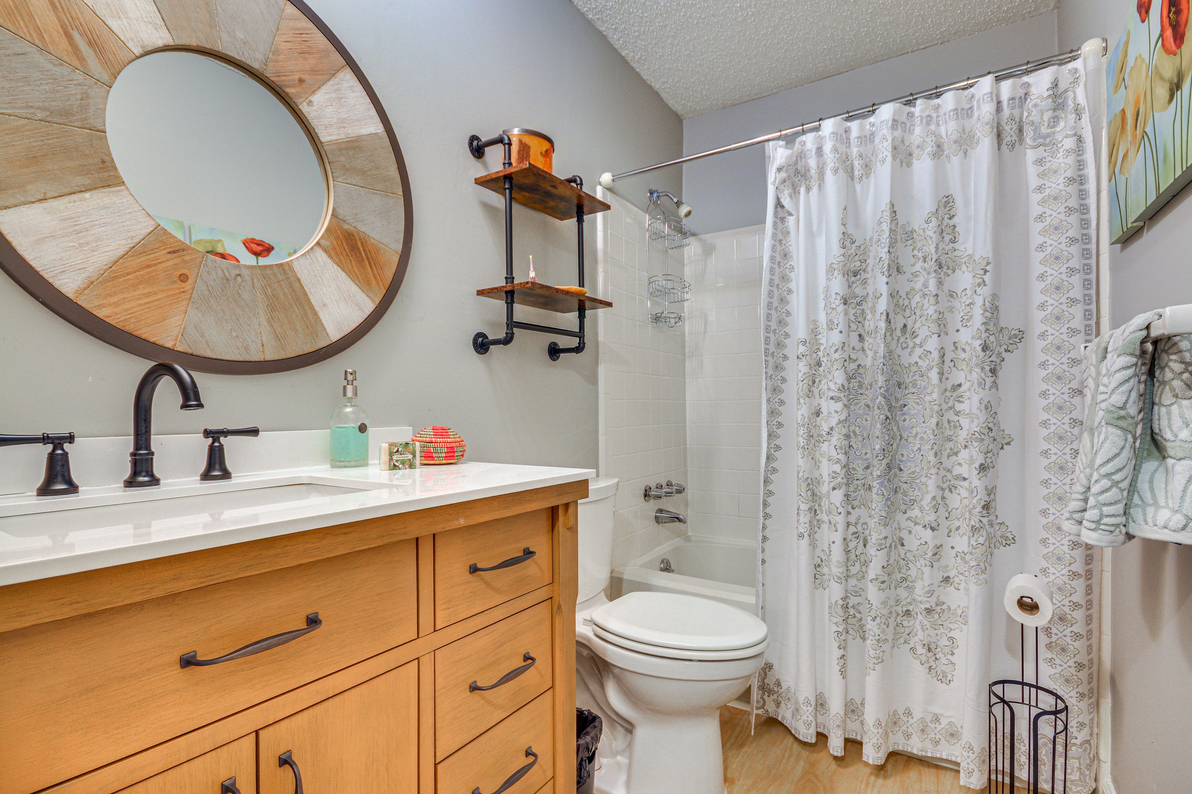 Full Bathroom