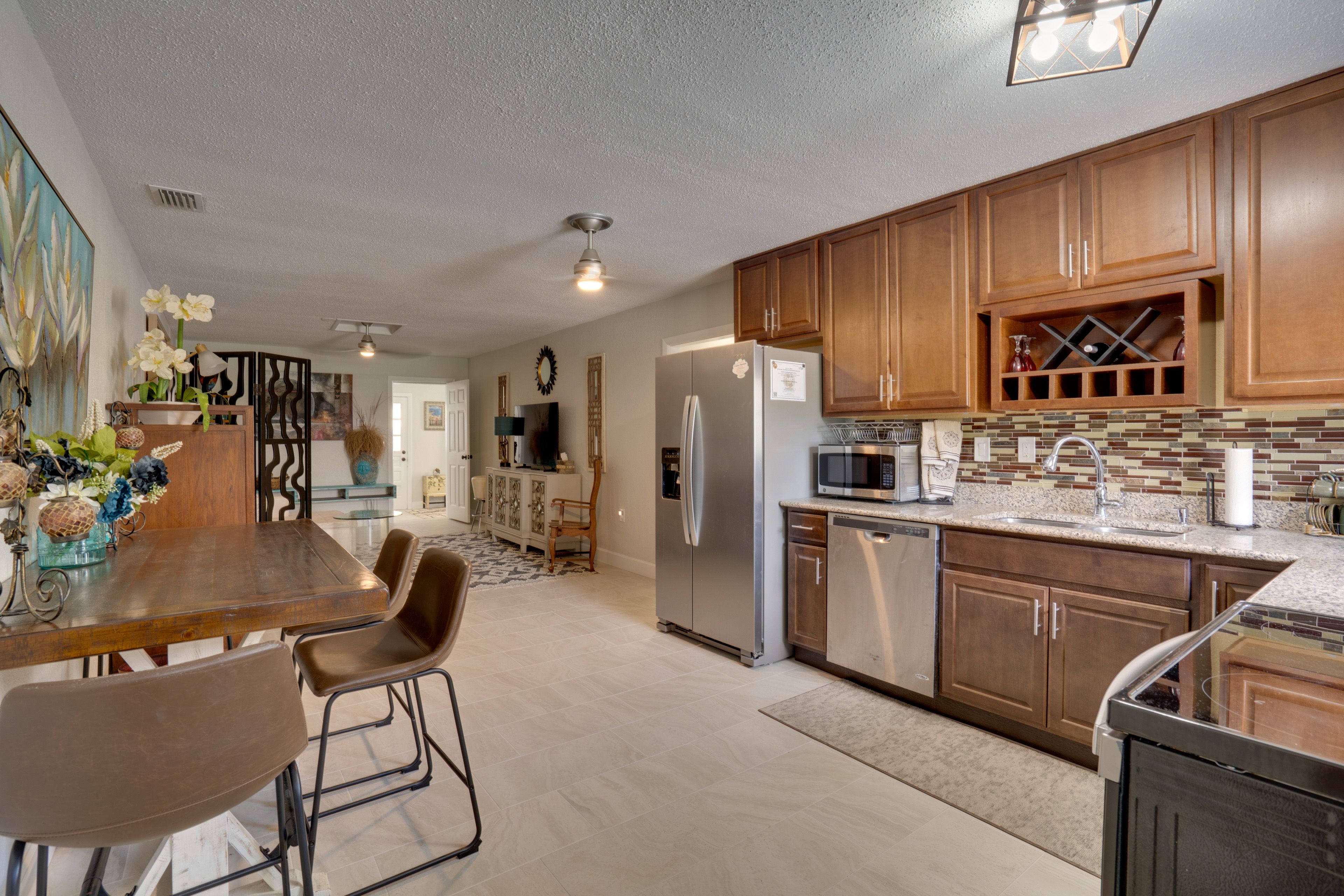 Unit B | Kitchen