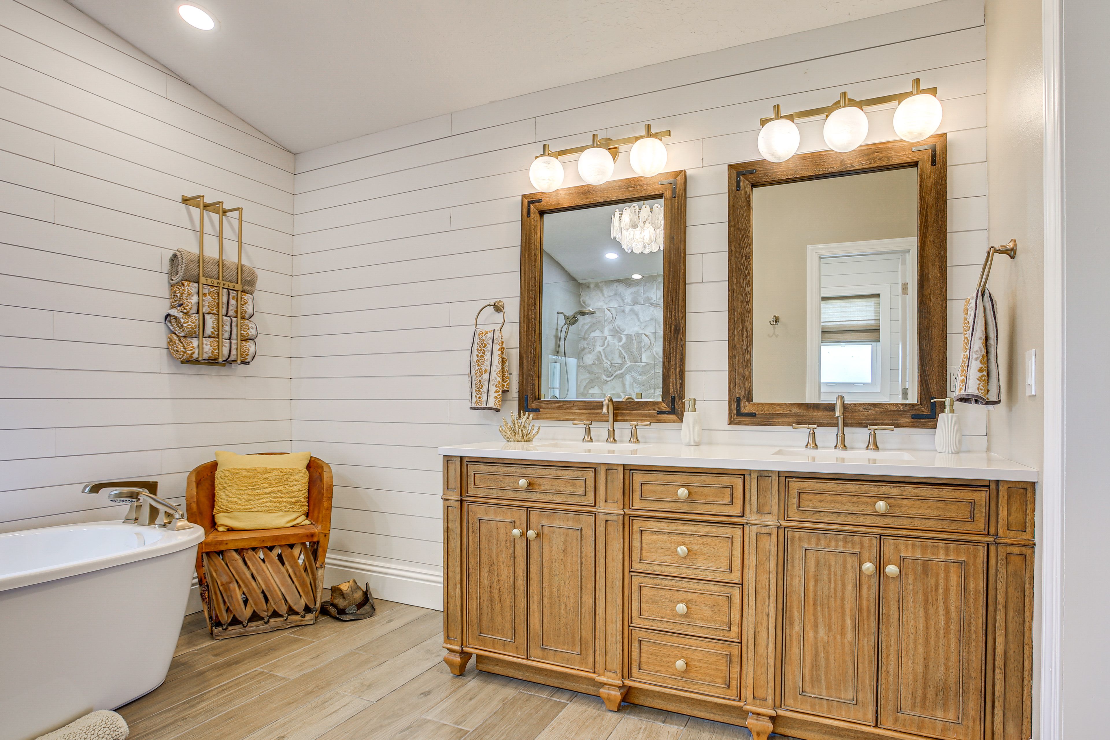 En-Suite Bathroom