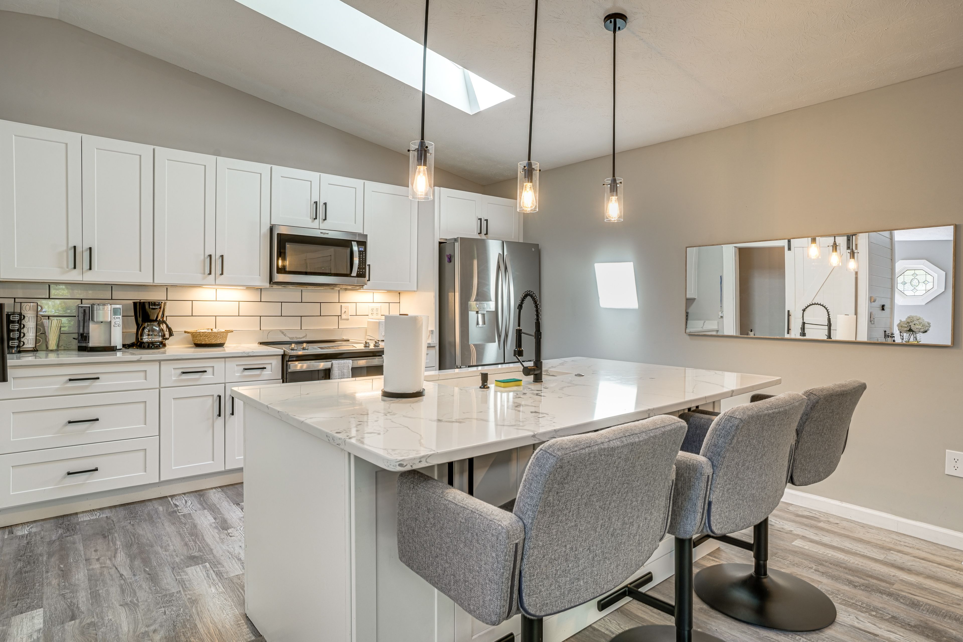 Kitchen | Main Level