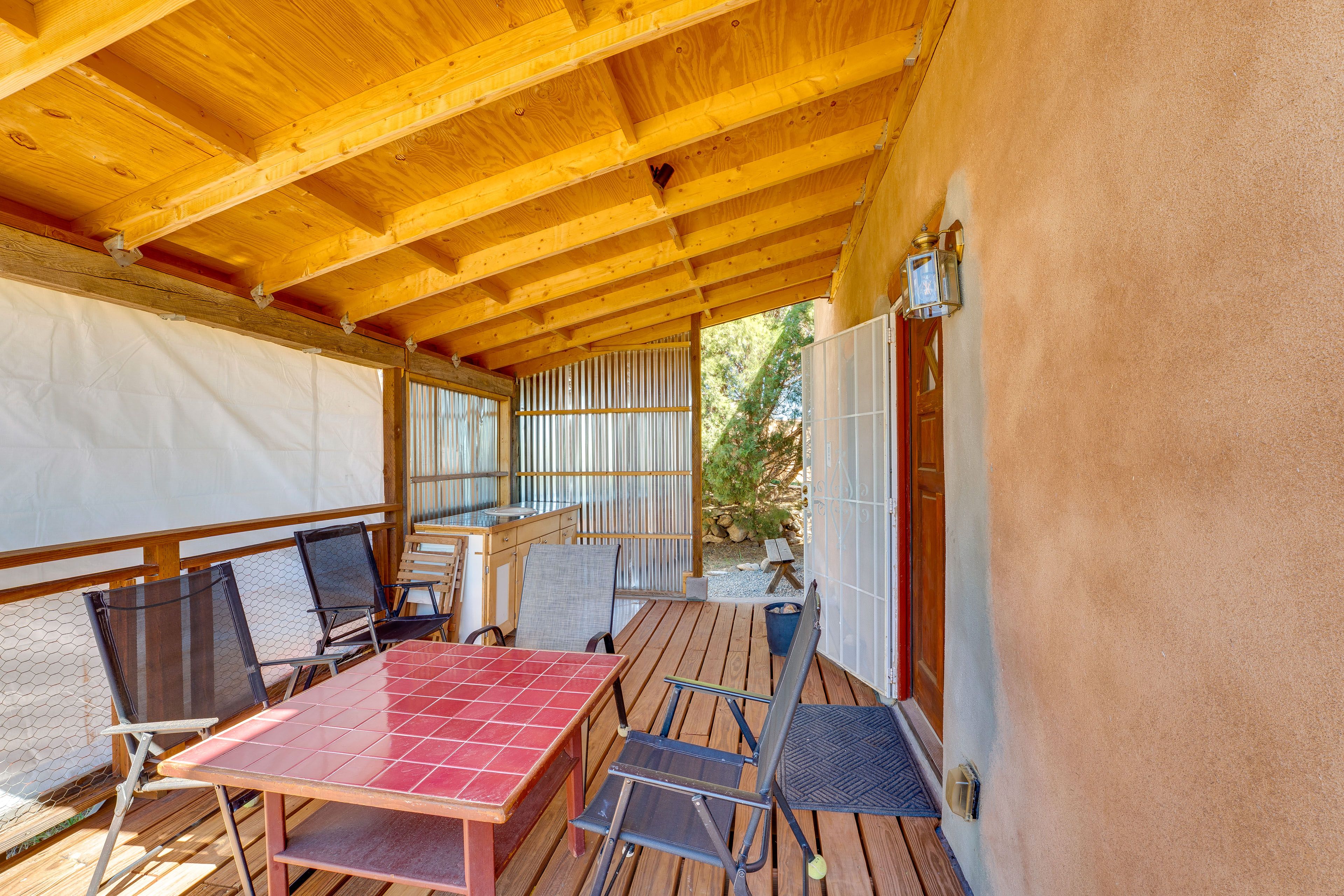 Furnished Deck | Outdoor Dining