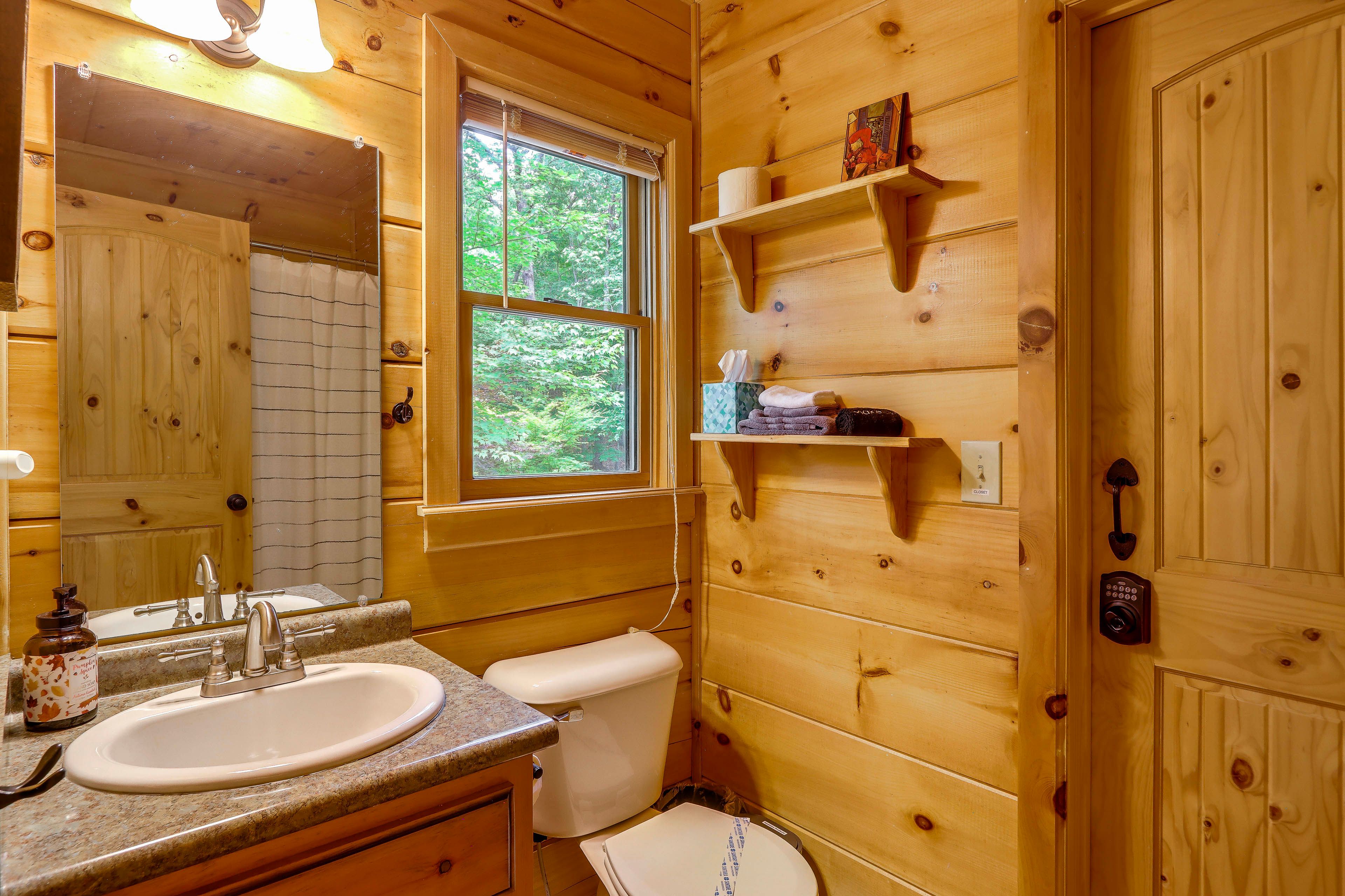 En-Suite Bathroom
