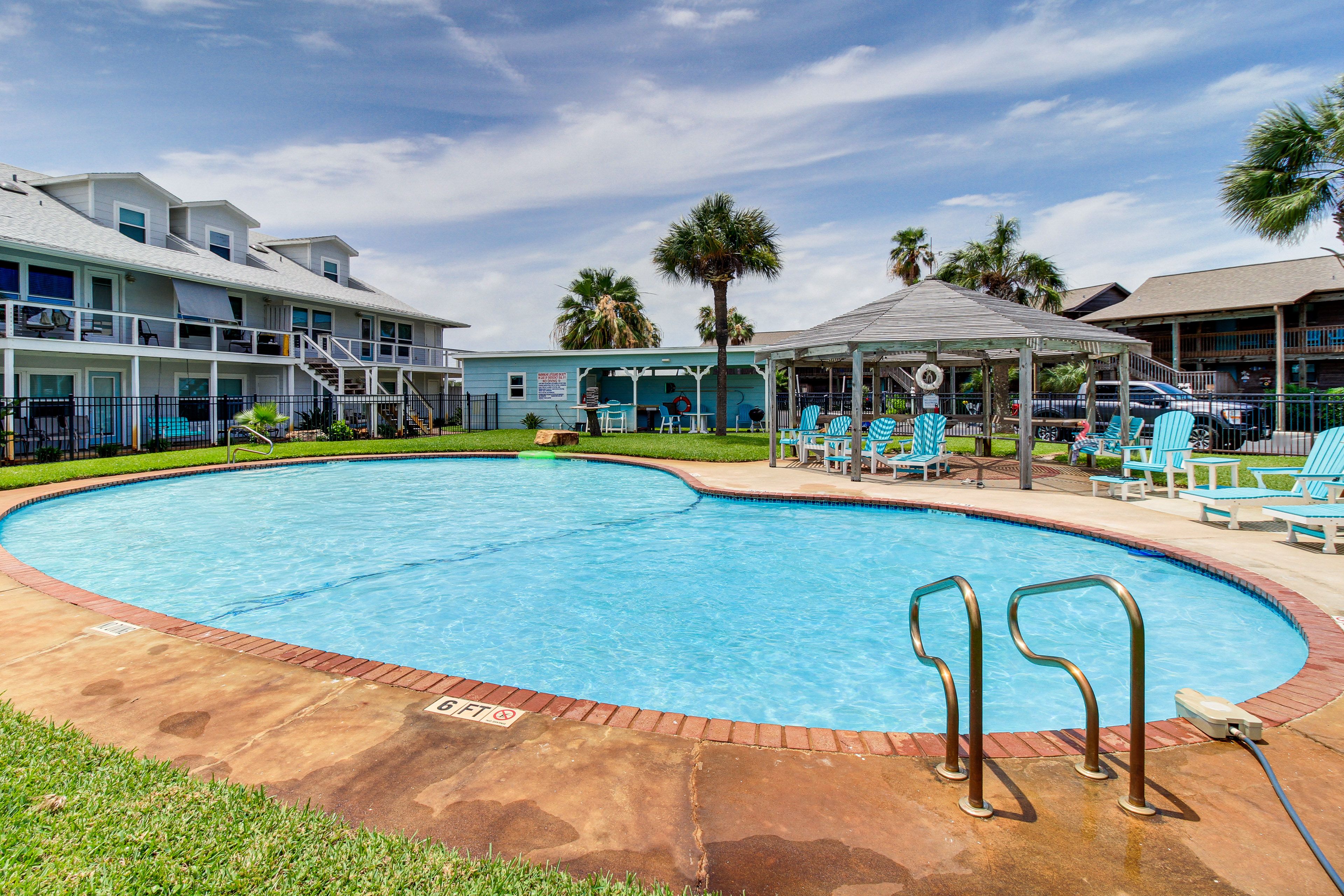 Rockport Vacation Rental | 3BR | 3BA | 1,378 Sq Ft
