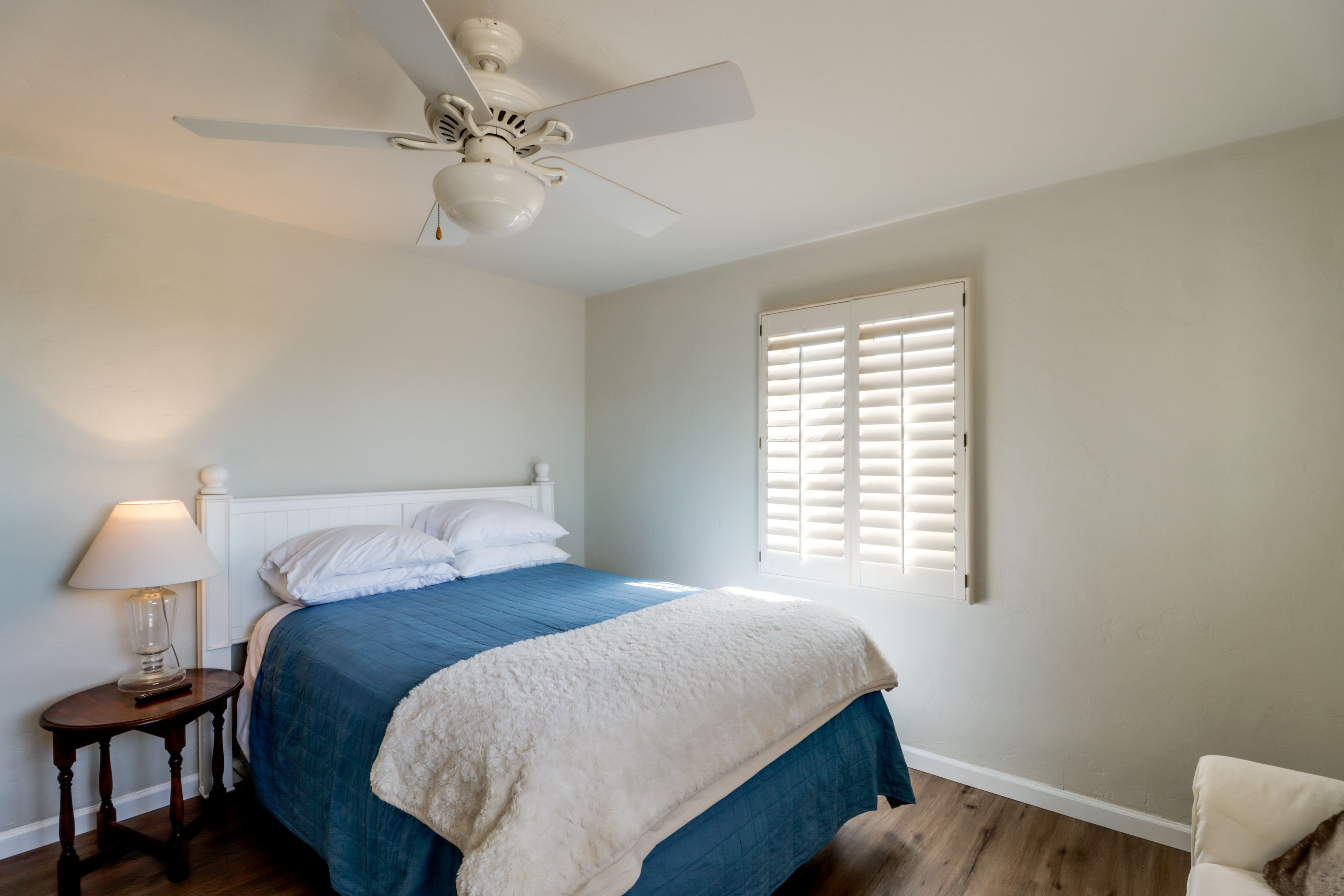 Bedroom 3 | Queen Bed