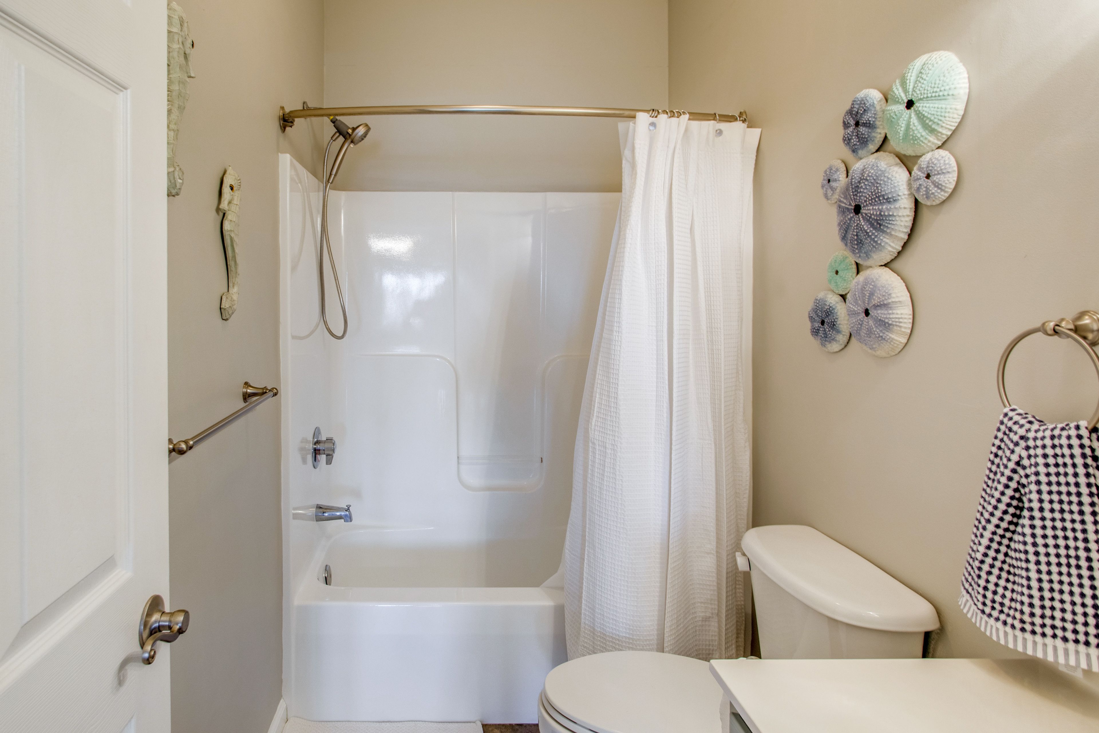 En-Suite Bathroom