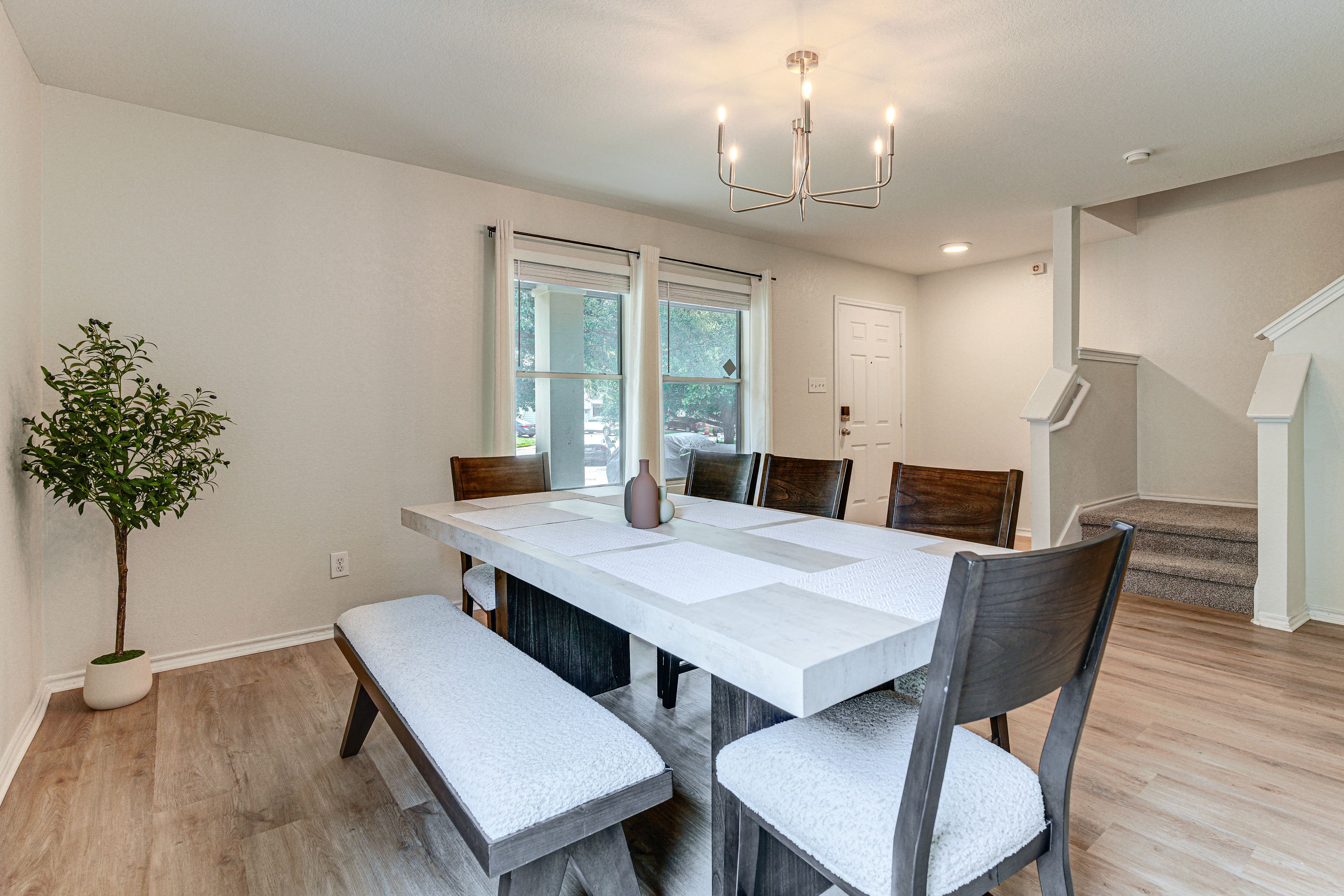 Dining Area | 1st Floor