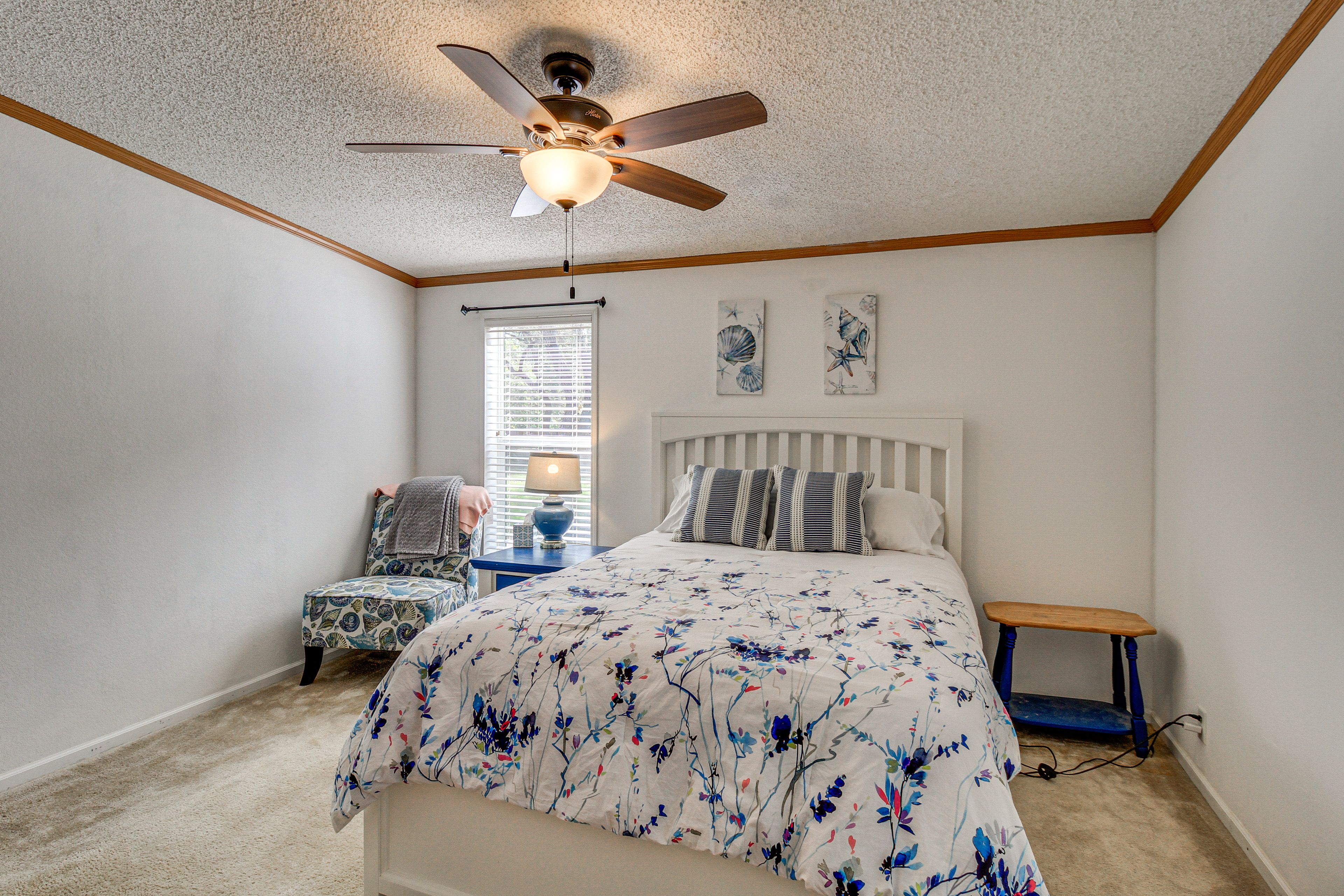 Bedroom 1 | King Bed