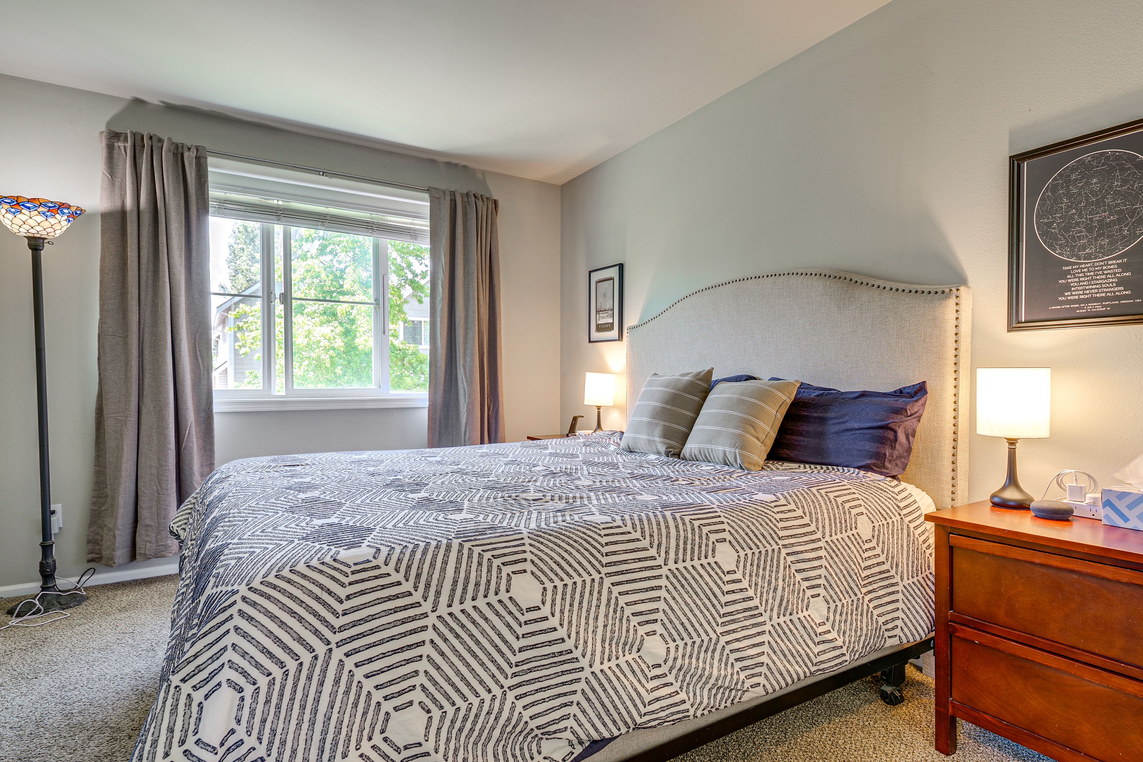 Bedroom 1 | Queen Bed | 2nd Floor