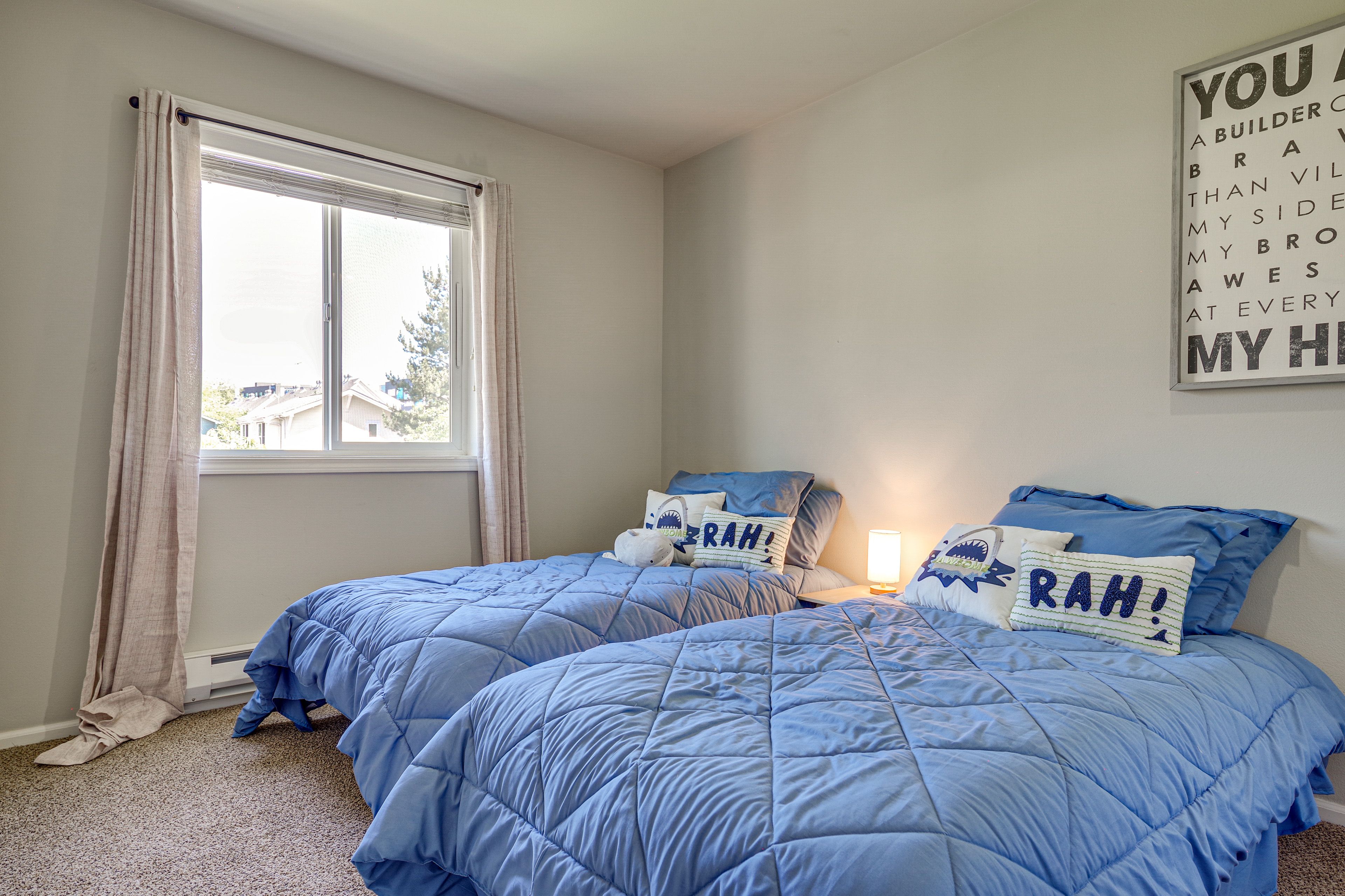 Bedroom 2 | 2 Twin Beds | 2nd Floor
