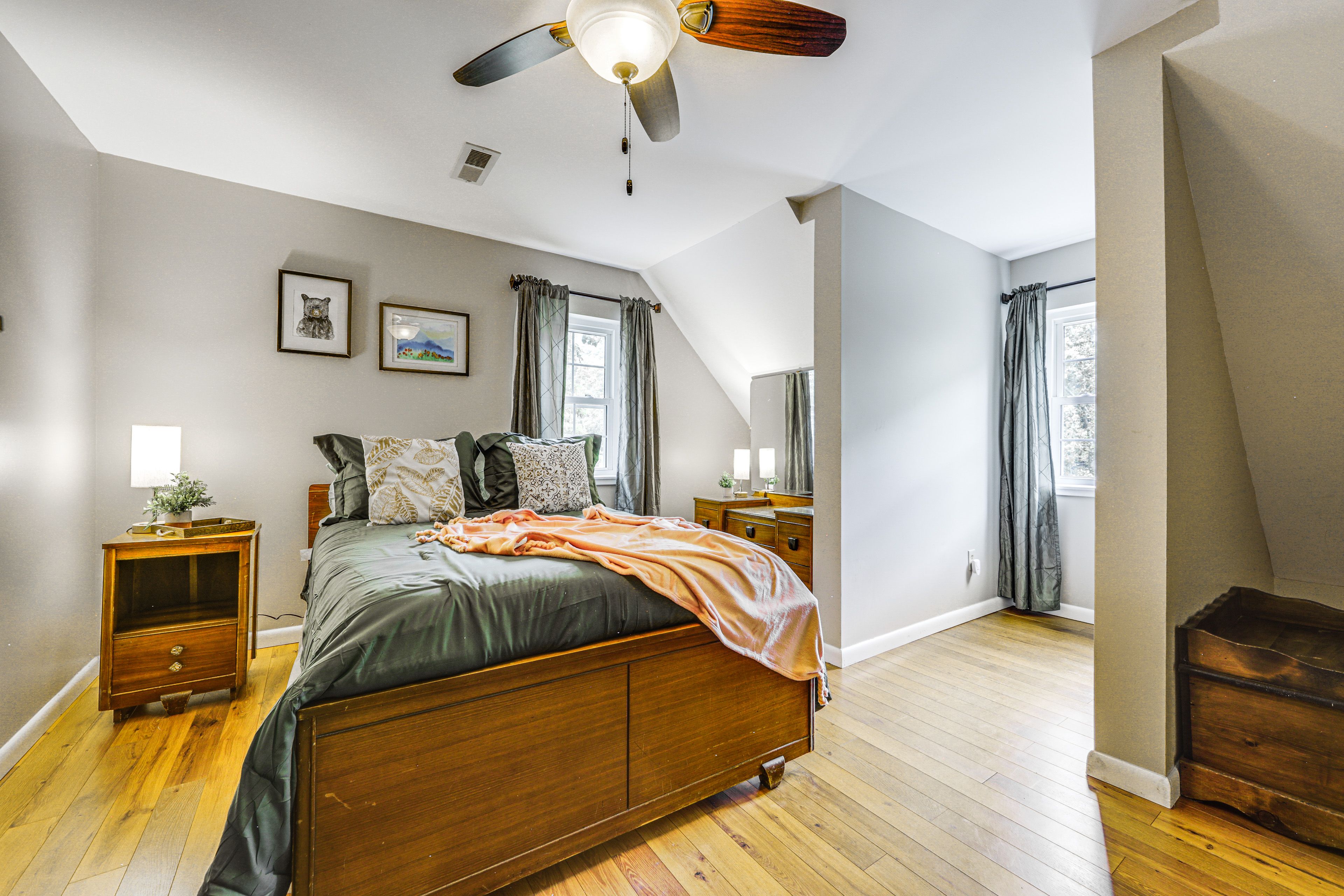 Bedroom 3 | Full Bed | 2nd Floor