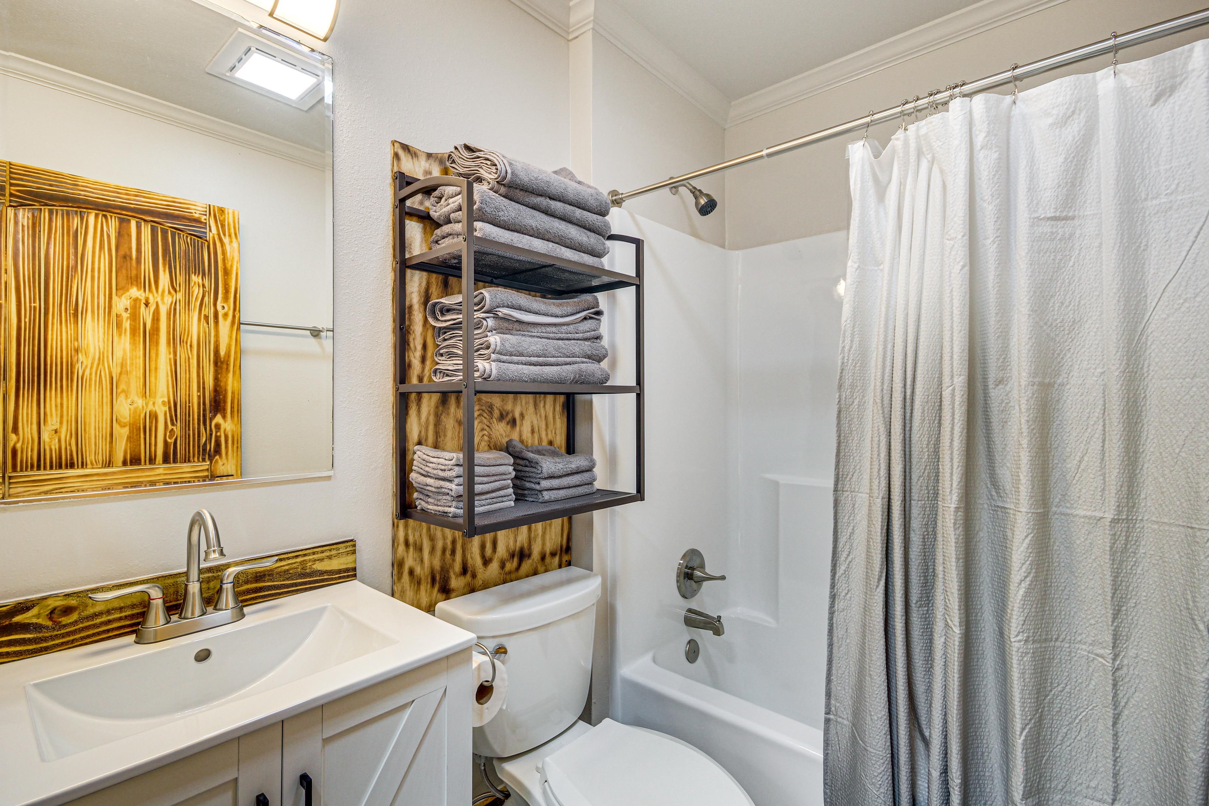 Full Bathroom