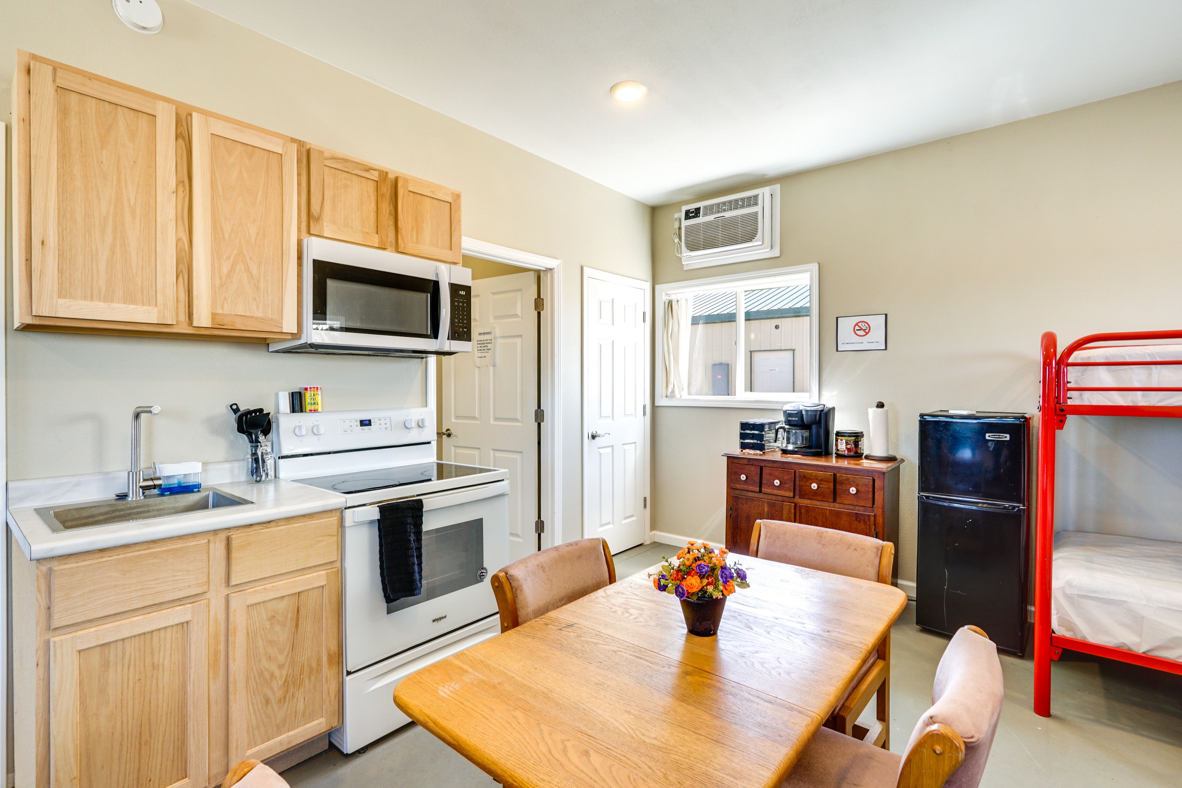 Unit 6 - Dorm 2B | Interior