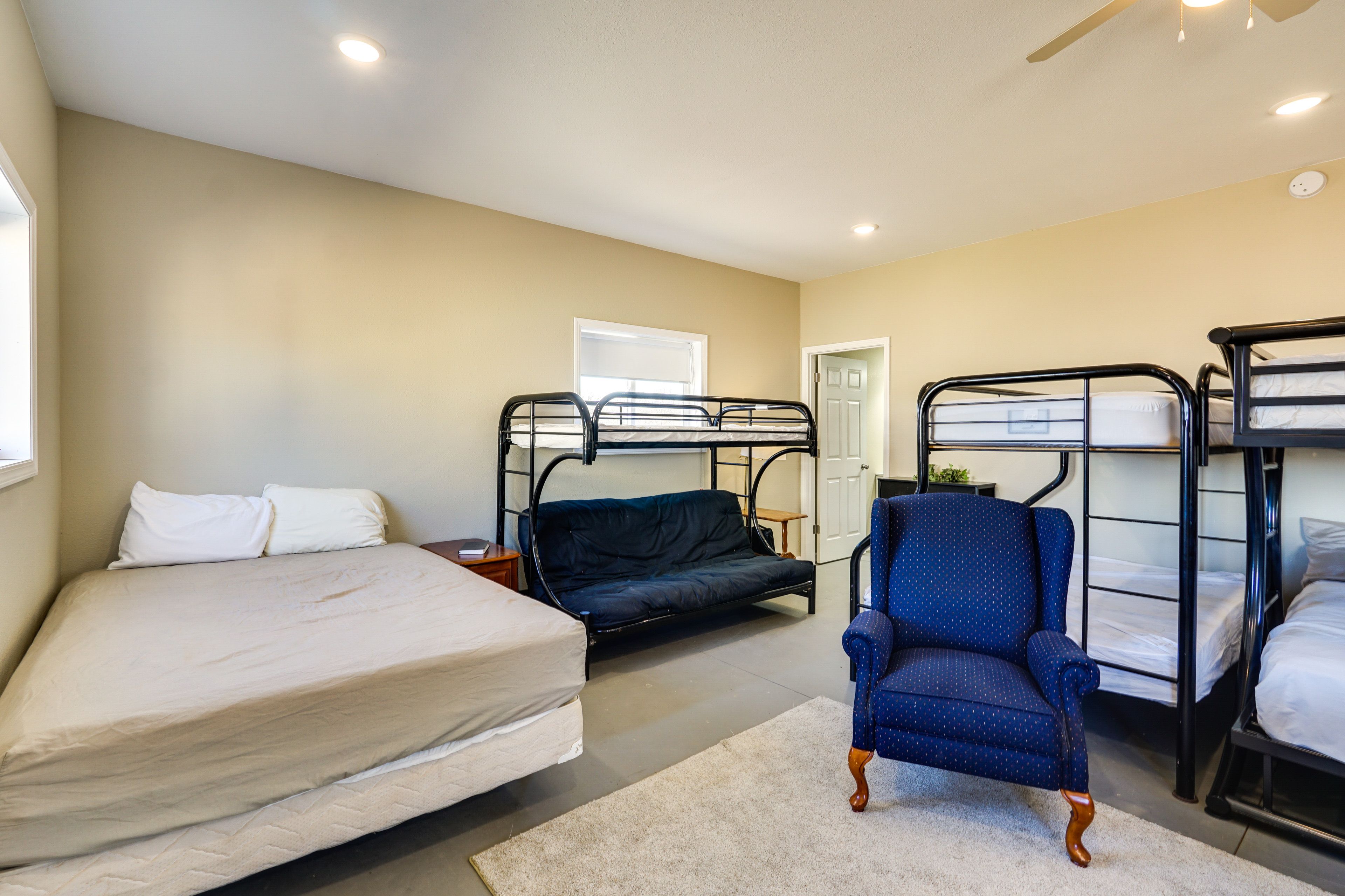 Unit 7 - Dorm 3A | Bedroom 11 | Queen Bed | Twin/Full Futon Bunk Bed