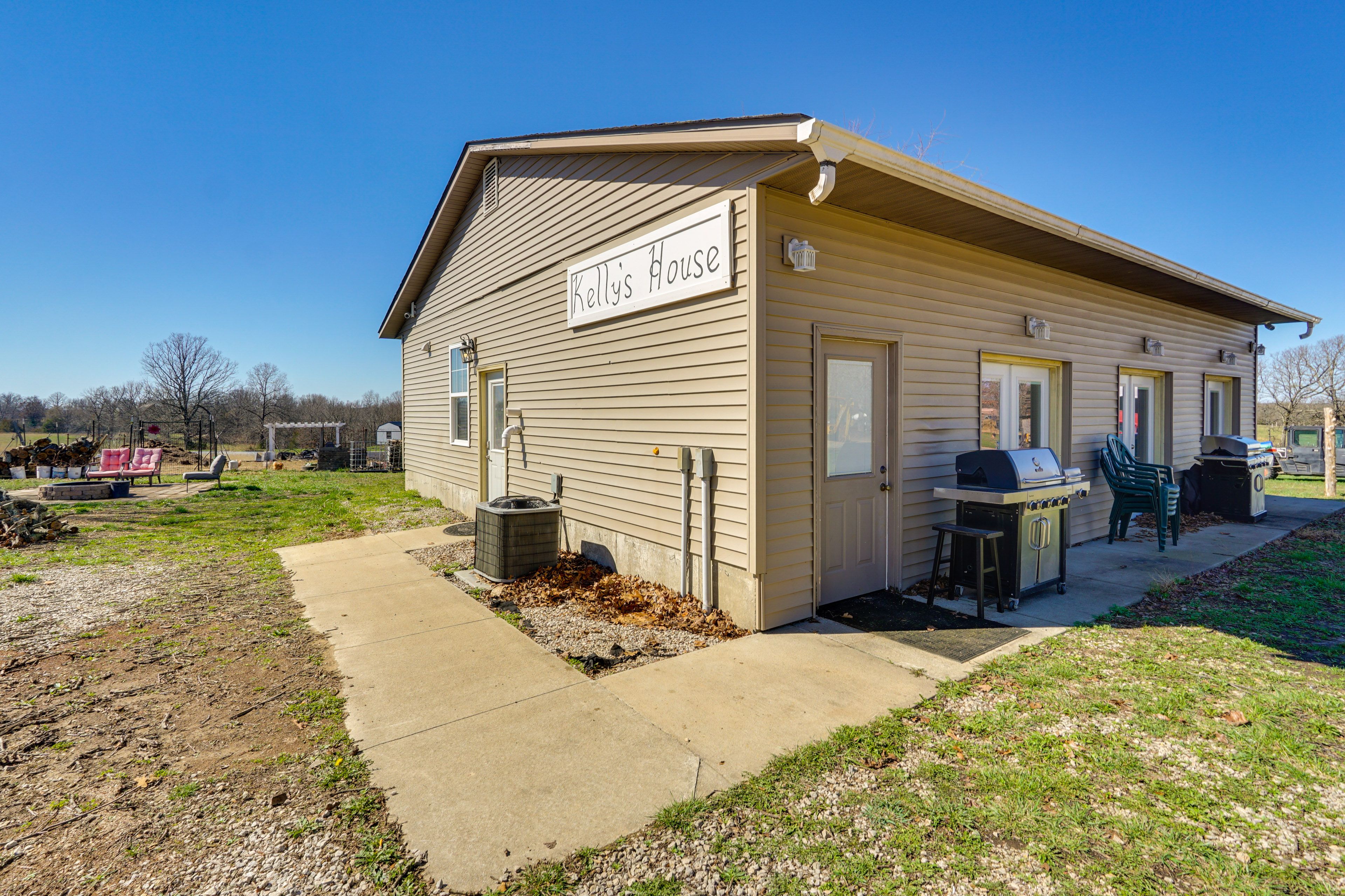 Unit 2 - Kelly's House | Exterior | Single-Level Home