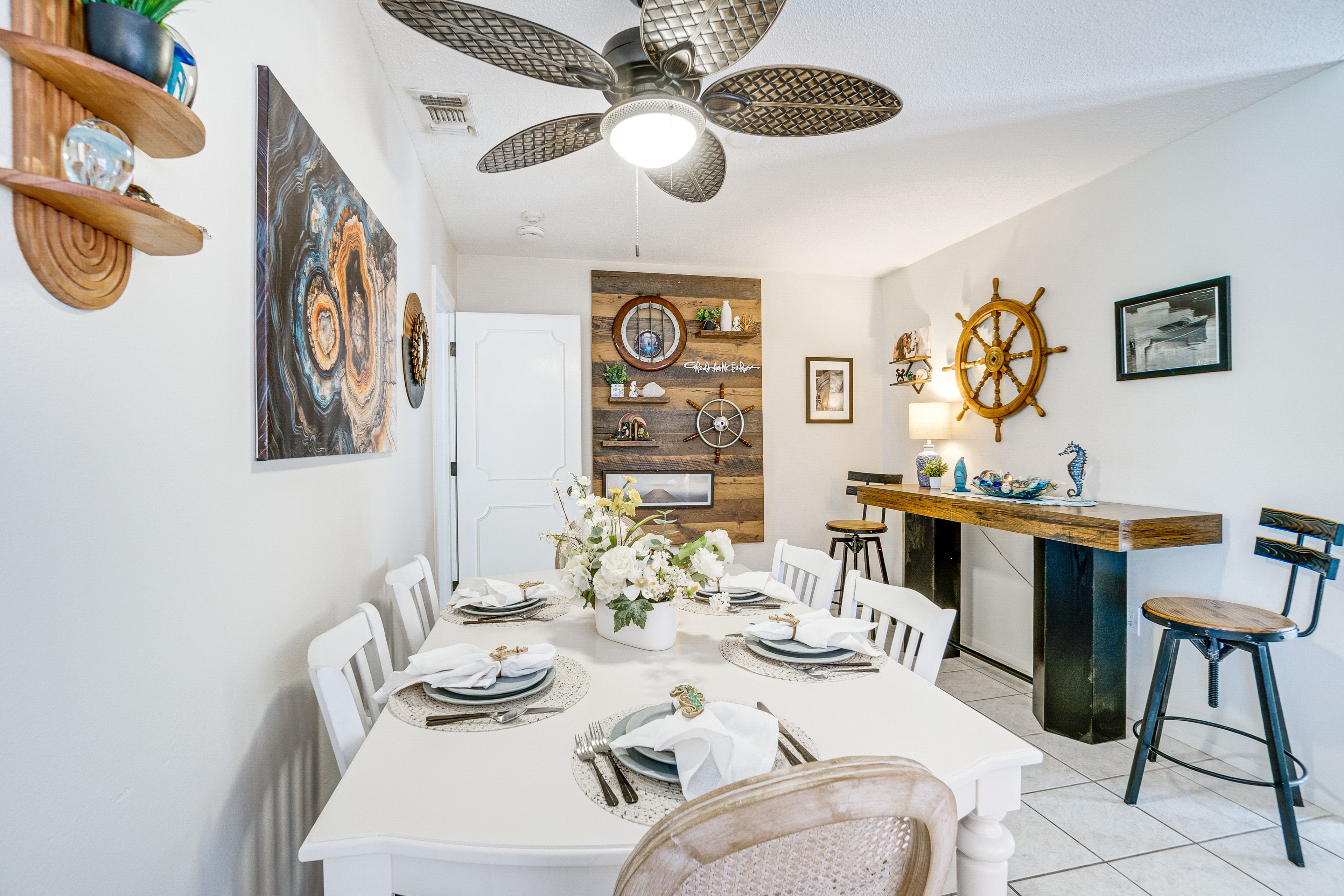 Dining Area | Dishware/Flatware