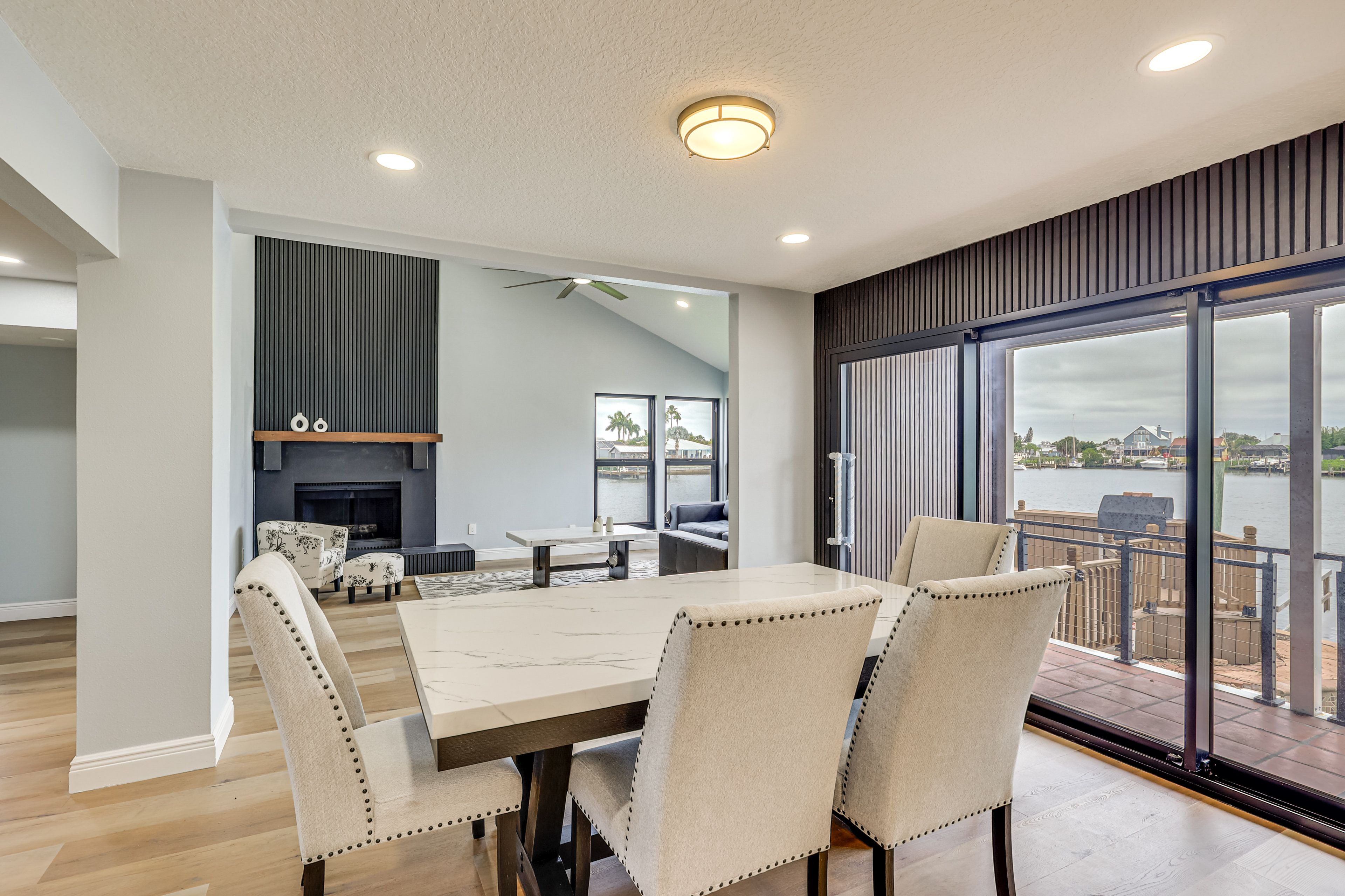 Dining Area | 1st Floor