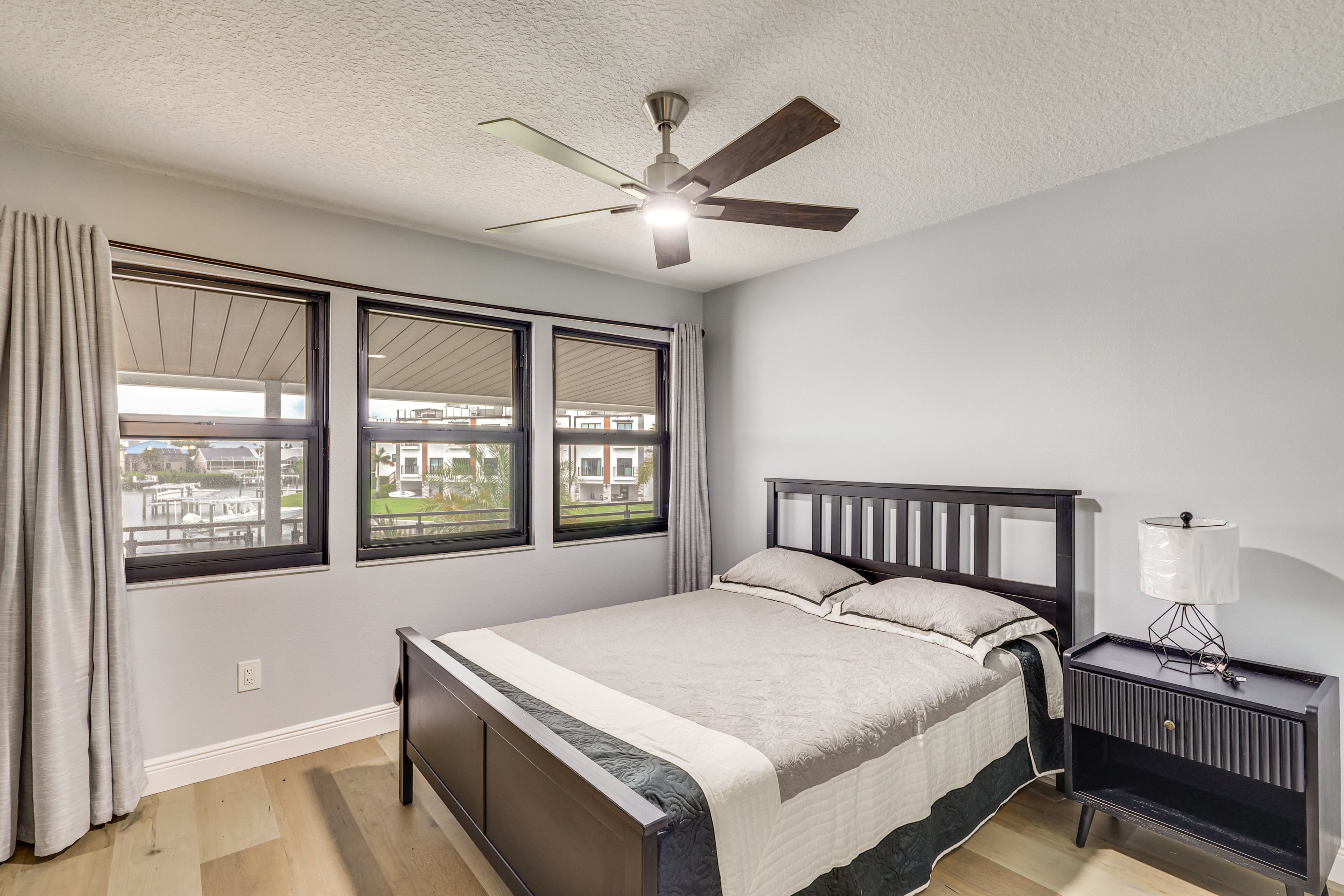 Bedroom 3 | Queen Bed | 2nd Floor