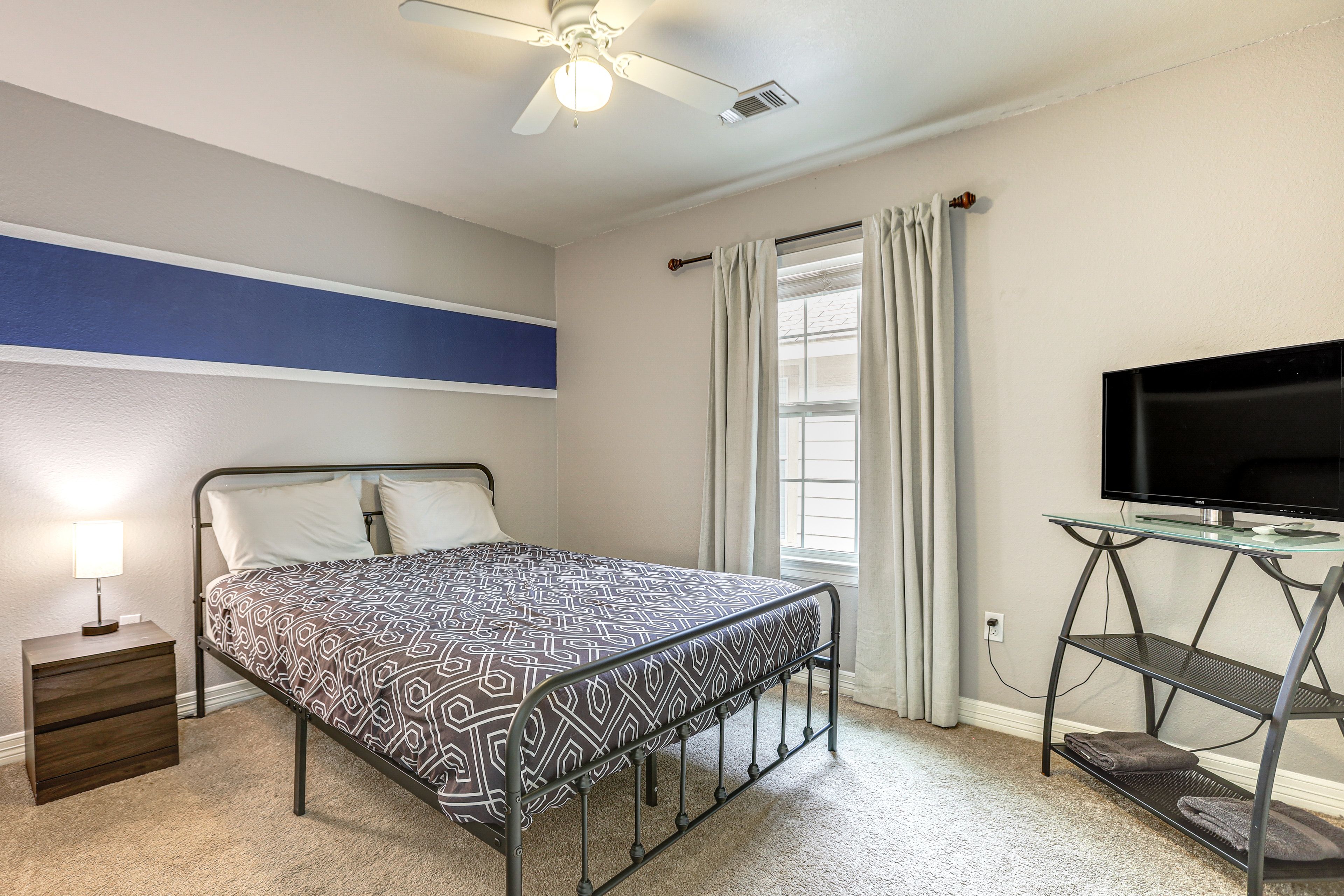 Bedroom 3 | Queen Bed | 2nd Floor