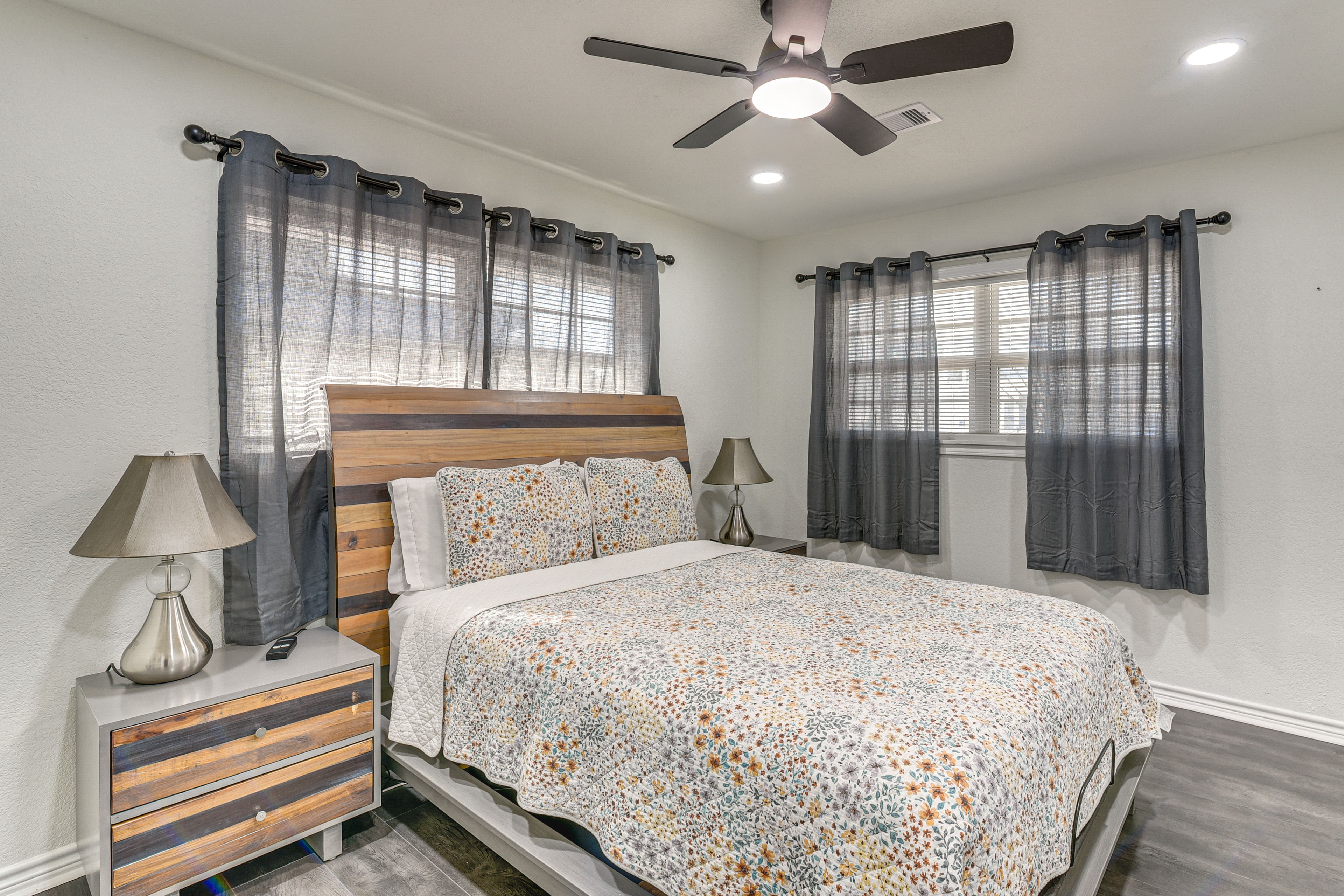 Bedroom 2 | Queen Bed | Apt Number 1