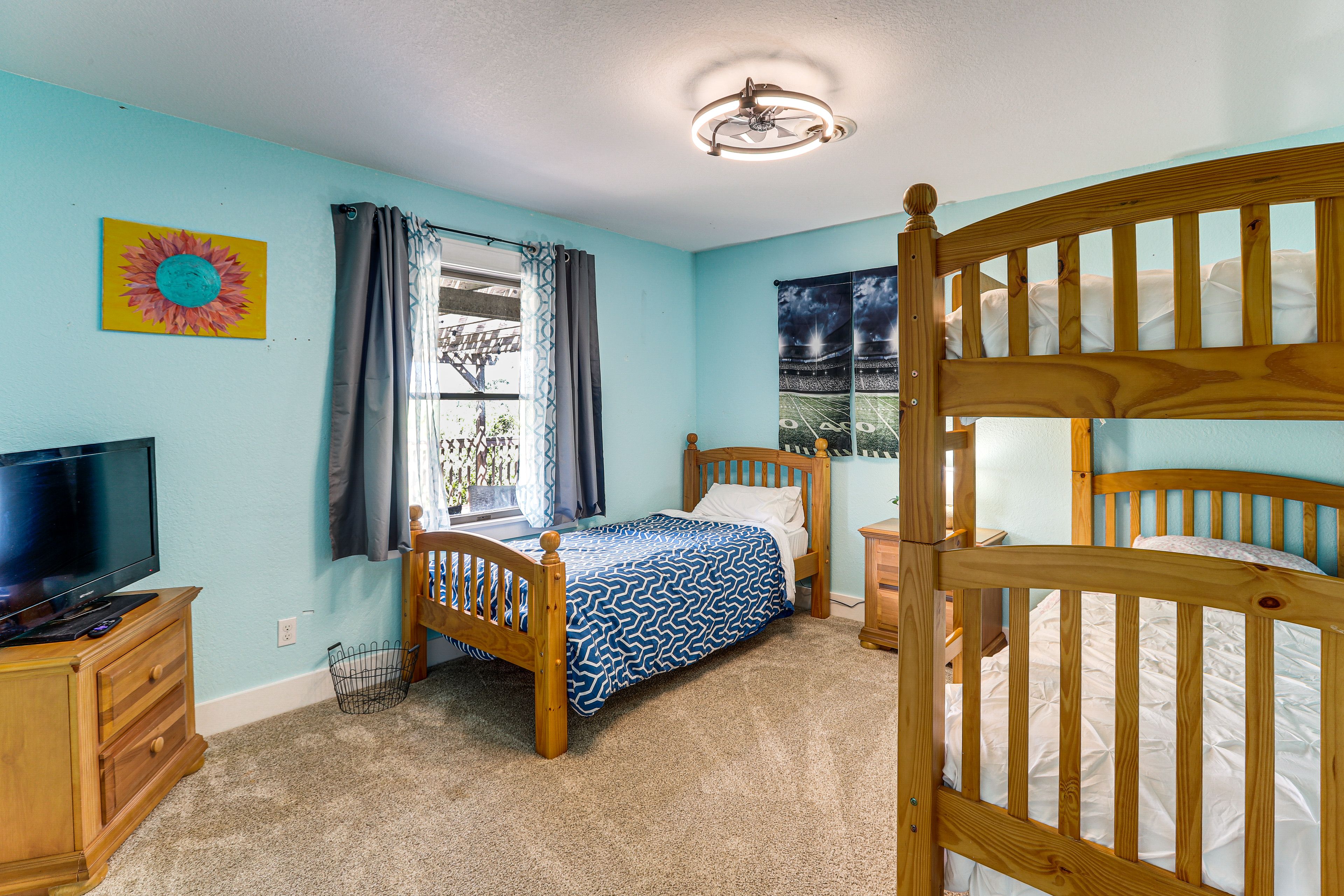 Bedroom 4 | Twin Bunk Bed | Twin Bed